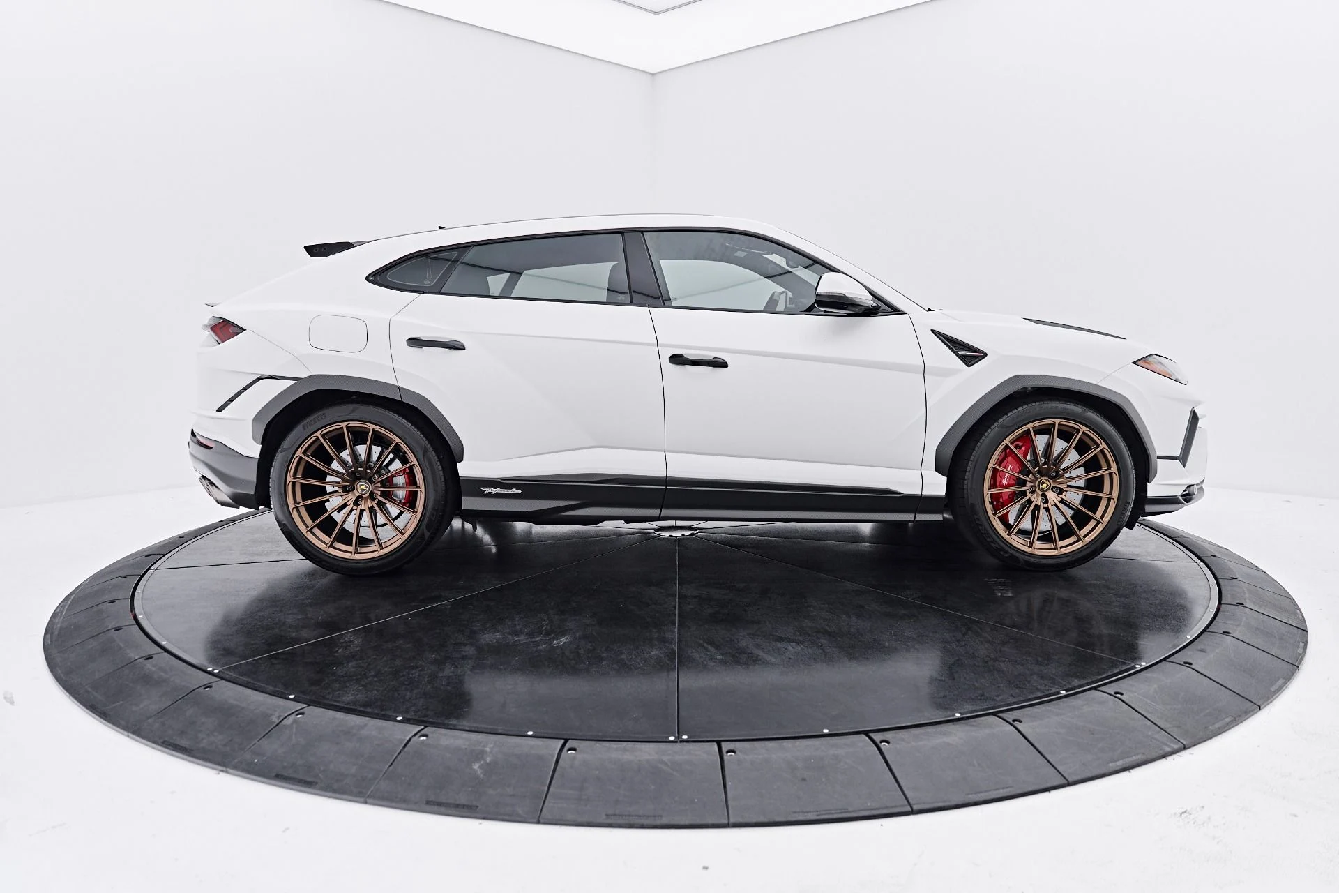 mph016_827299074_Used_2023_Lamborghini_Urus_Performante_1790207577_df765e57b6