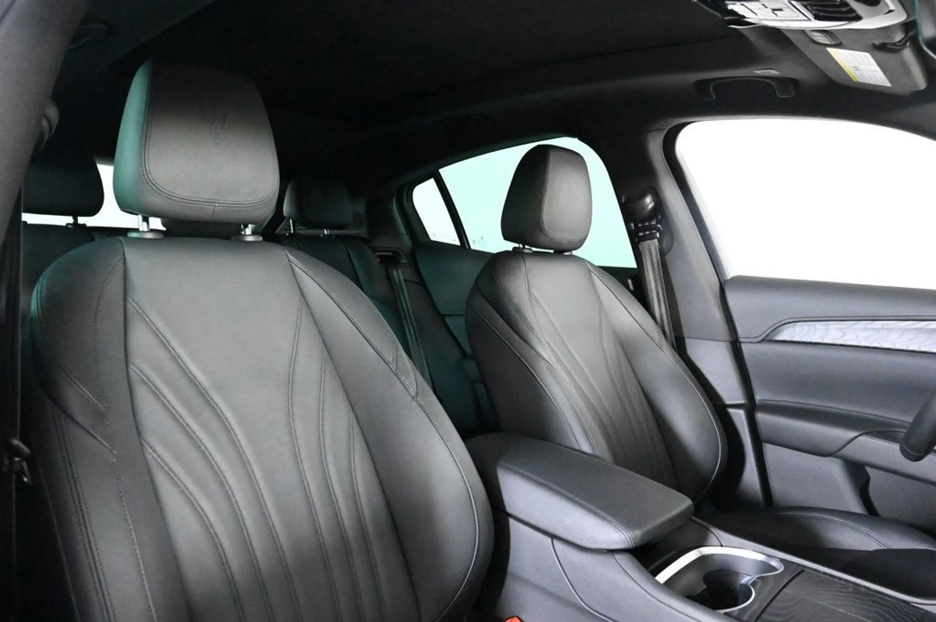 mph016_827457642_used_2023_maserati_grecale_modena_11350_22935036_16_1024_6394a4f427