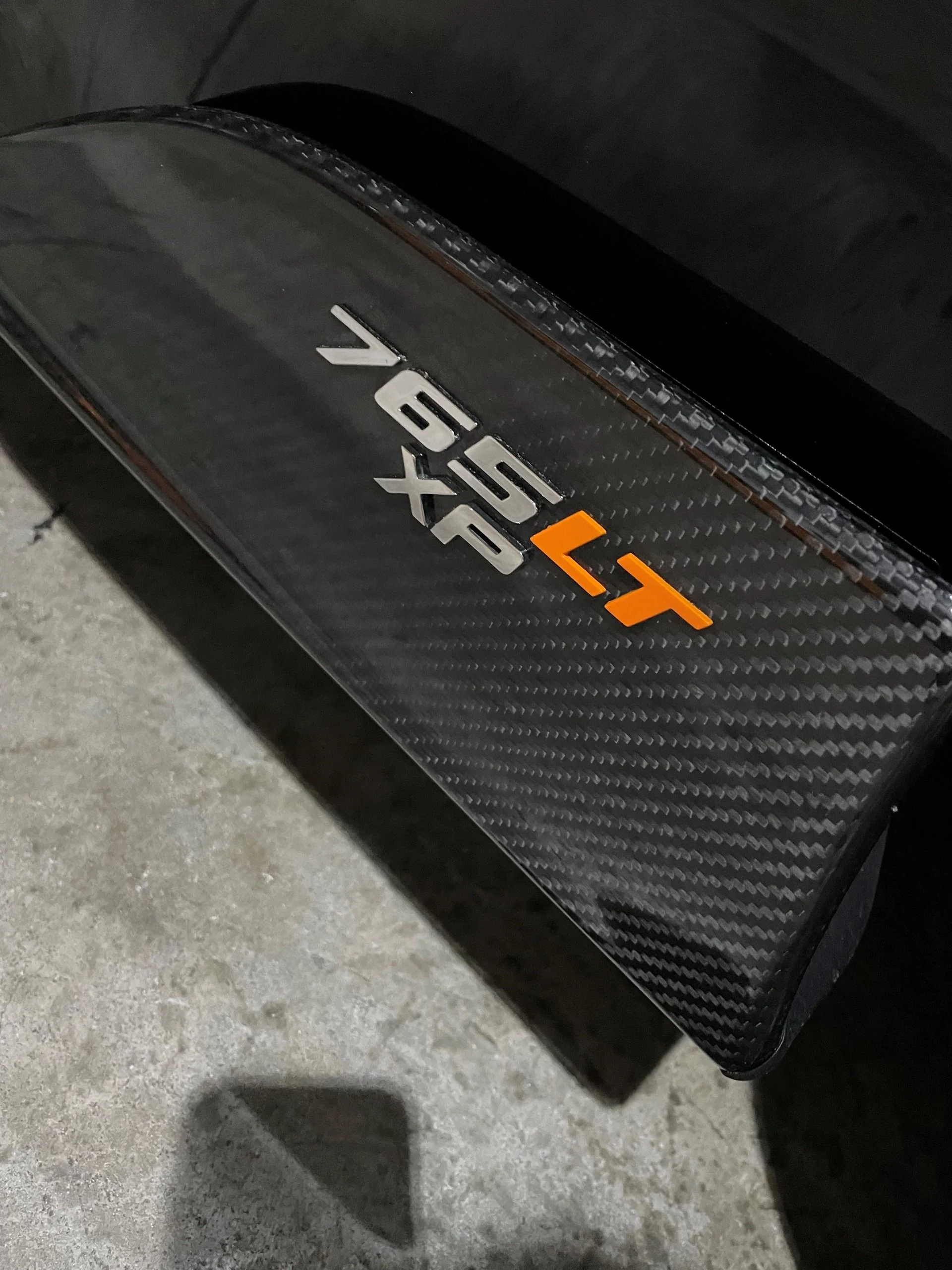 mph016_827798656_306_p17_l_a83bb06569