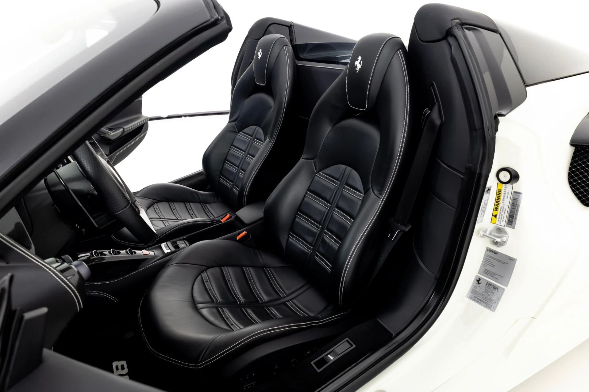 mph016_829534625_Used_2018_Ferrari_488_Spider_1768934432_3f7f7f1774