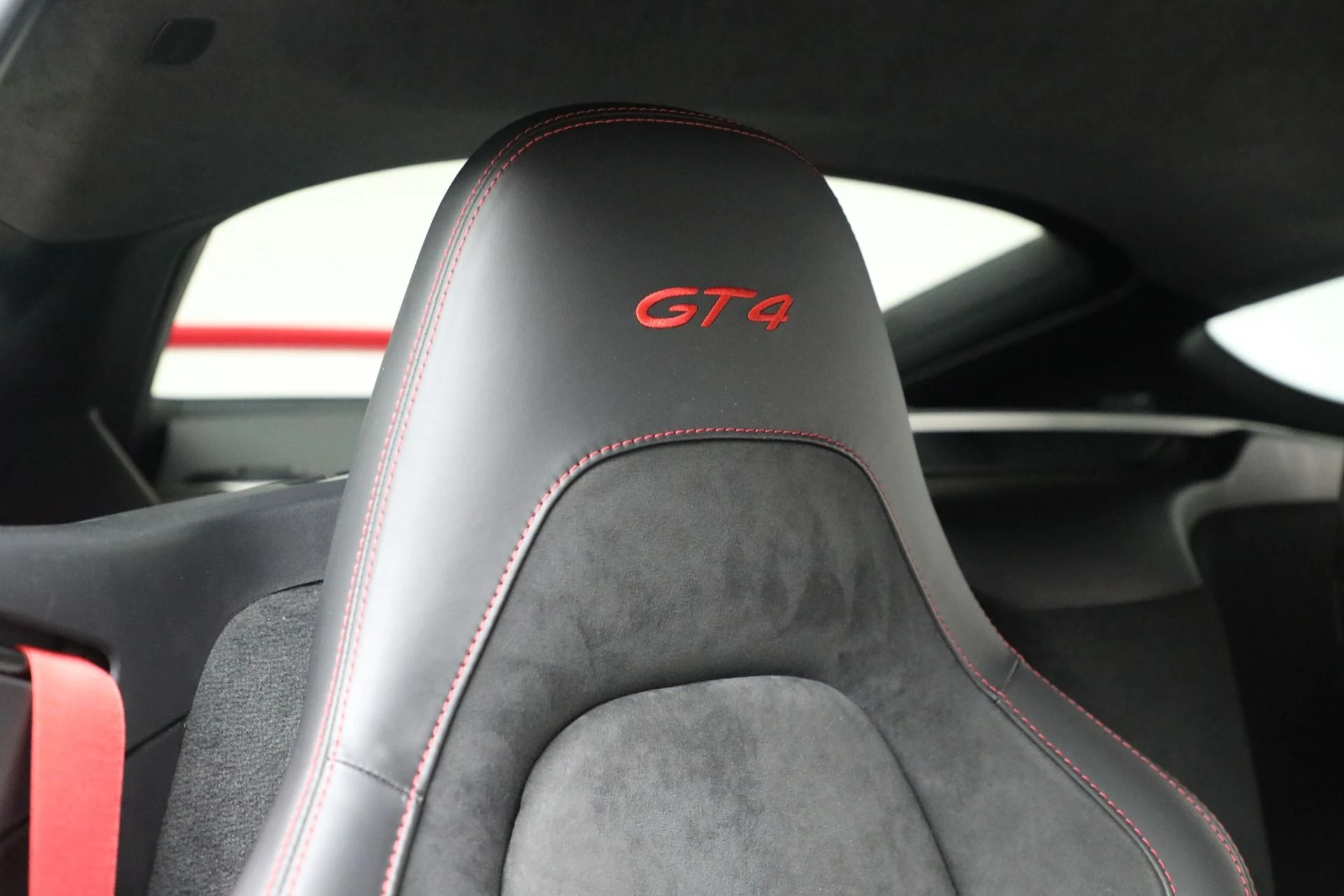 mph016_829820589_Used_2021_Porsche_718_Cayman_GT_4_c9b83adb26