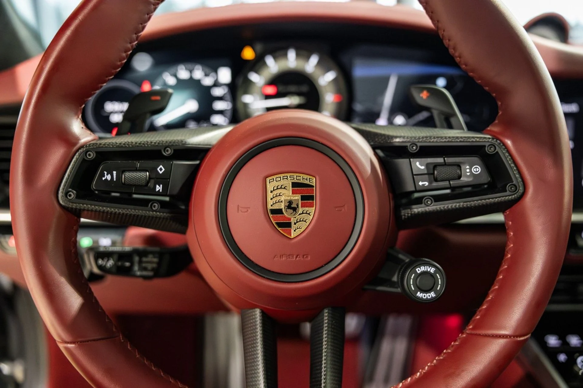 mph016_837969841_hw_b85f497f16