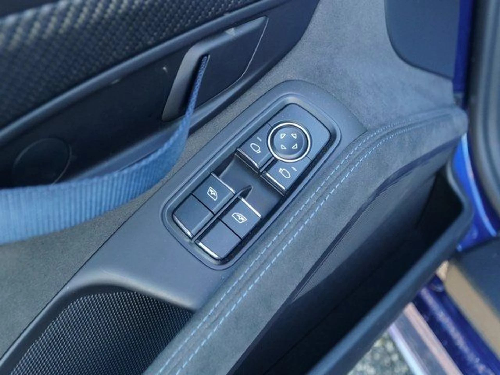 mph016_844906525_9efdd344a614f23bc199eb0477ef9bfe_62f050bed3