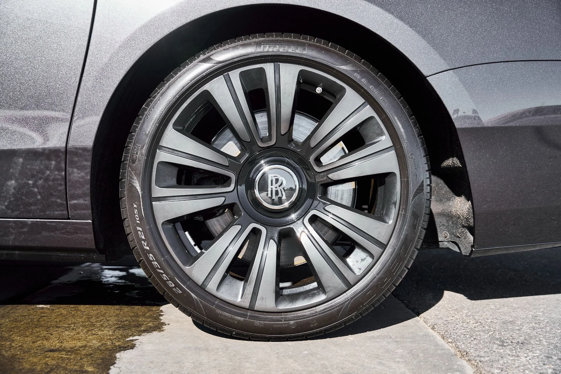 mph016_848737742_Used_2023_Rolls_Royce_Ghost_1770699510_548cede019