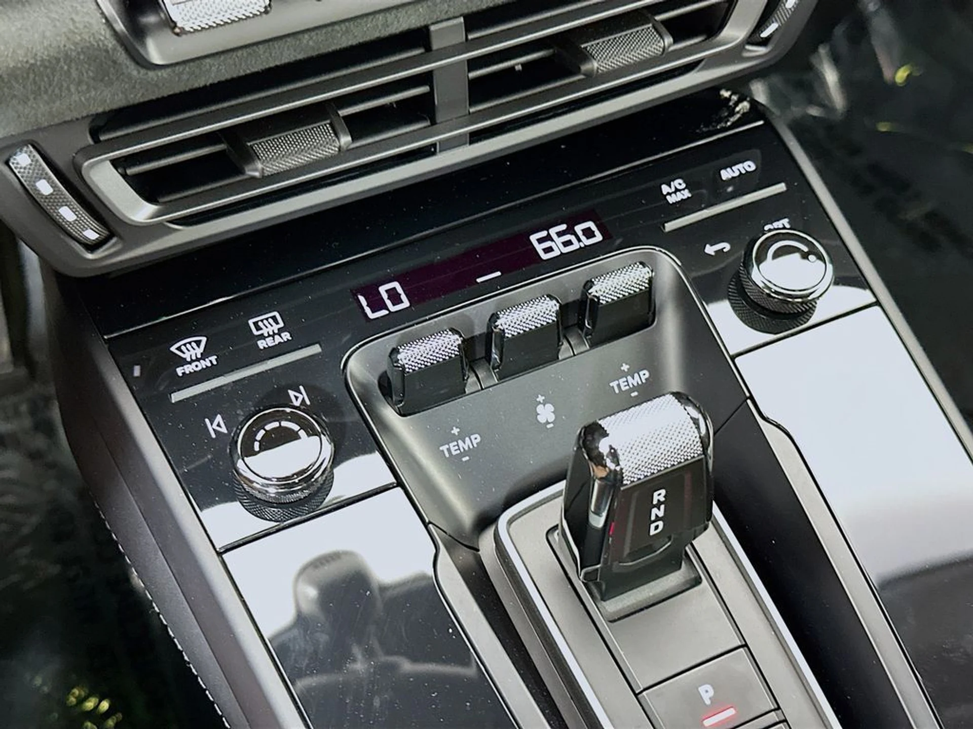 mph016_851403882_1a1847fa5f962527298404948c2a5f0fx_a1661449a8