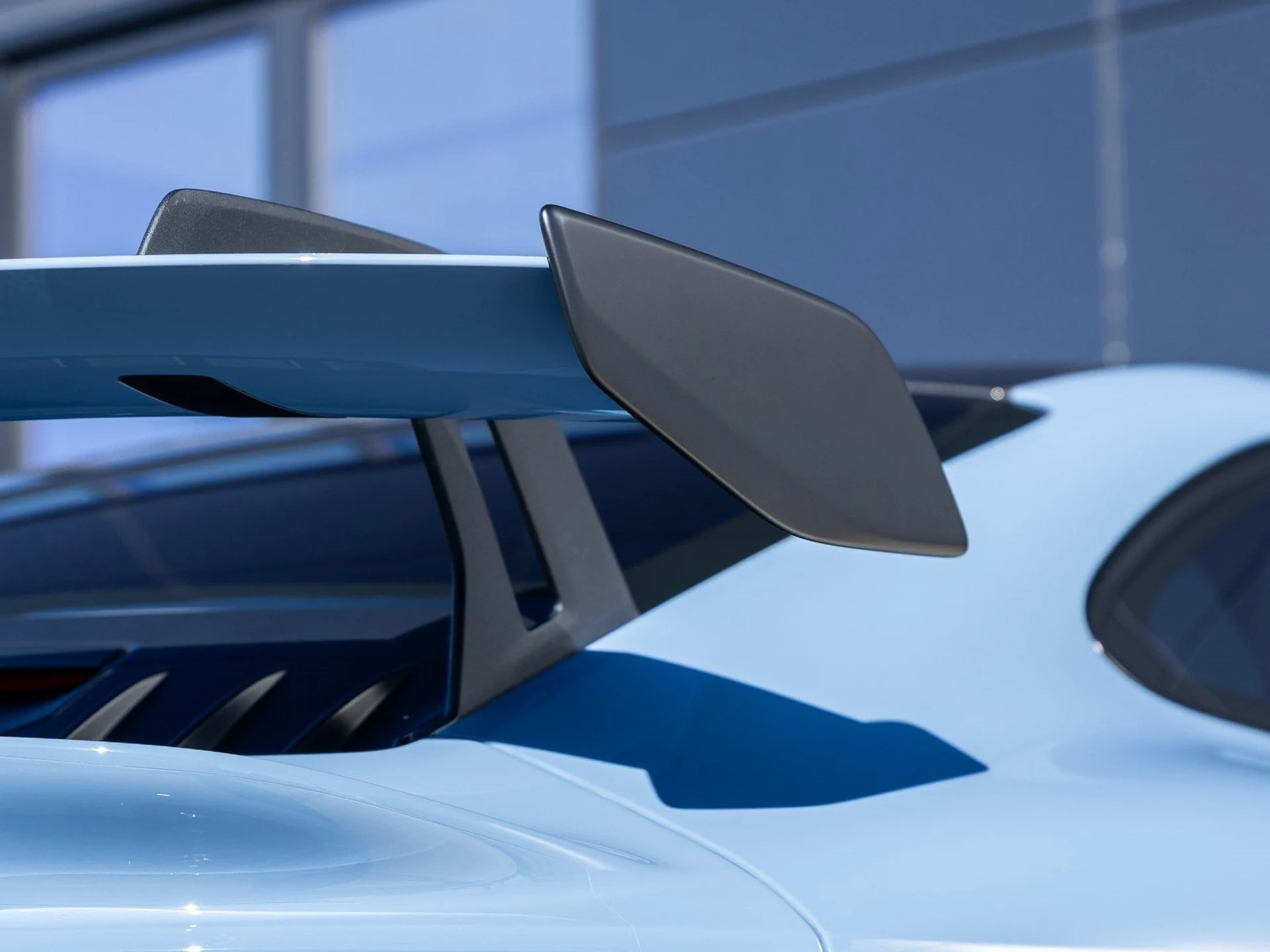 mph016_853545975_17_db8195063d