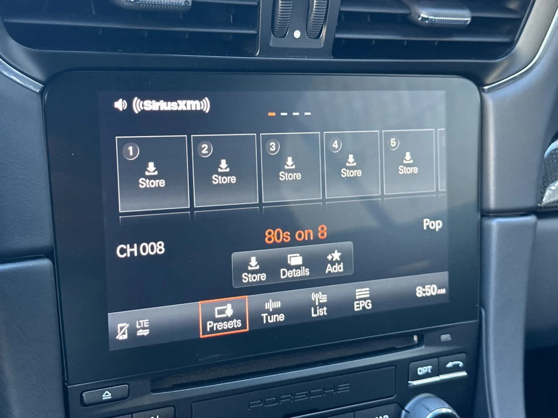 mph016_855426578_17_bf38557809