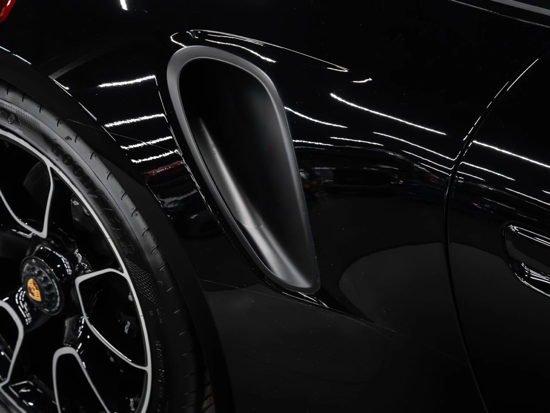 mph016_861144063_porsche_911_2022_7f6d148ac2