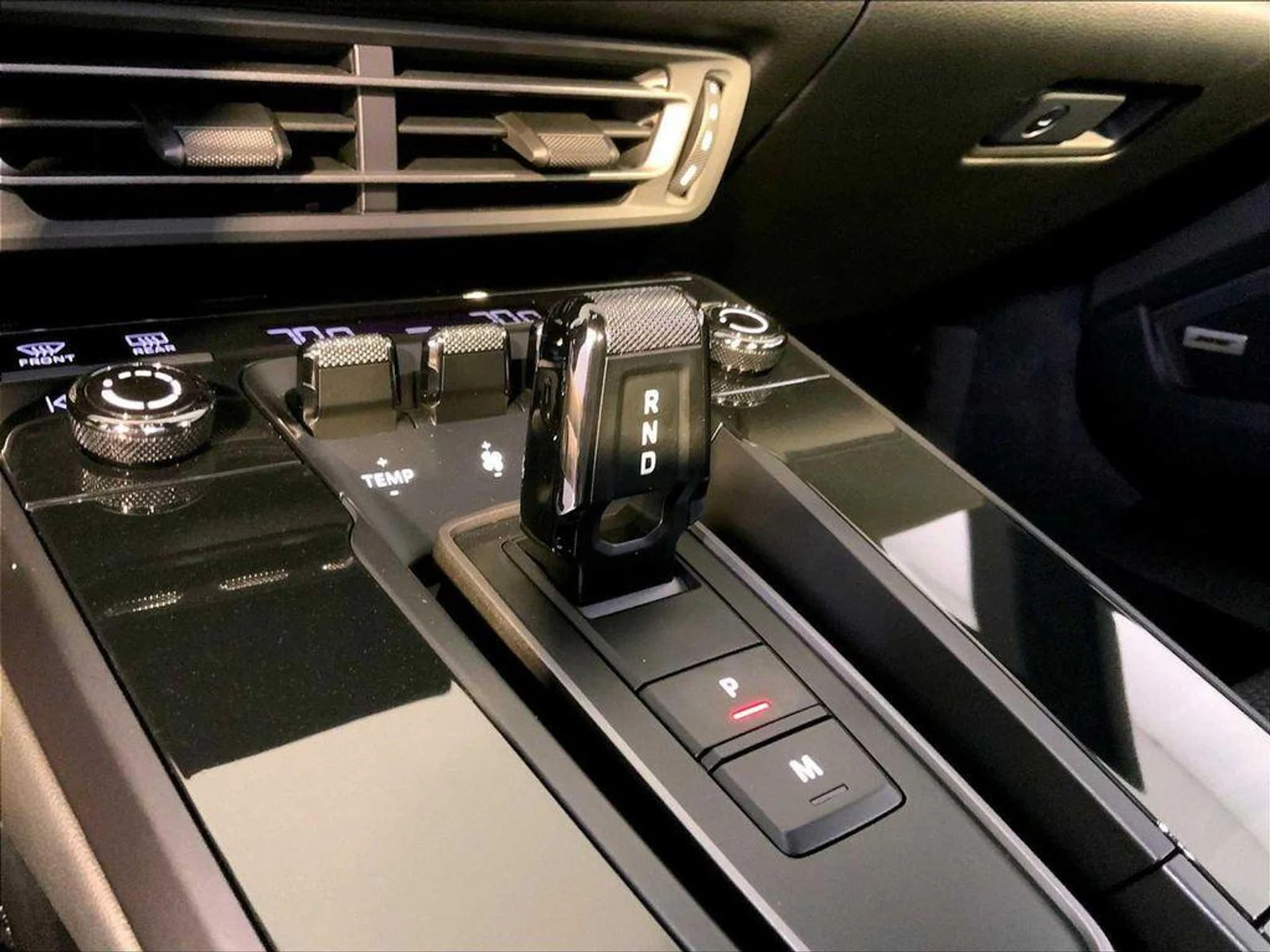 mph016_861926072_Jm_W4s_KUX_0a_Ql20_Wo3_K0mv_Jldw_YI_897c7cdc4d