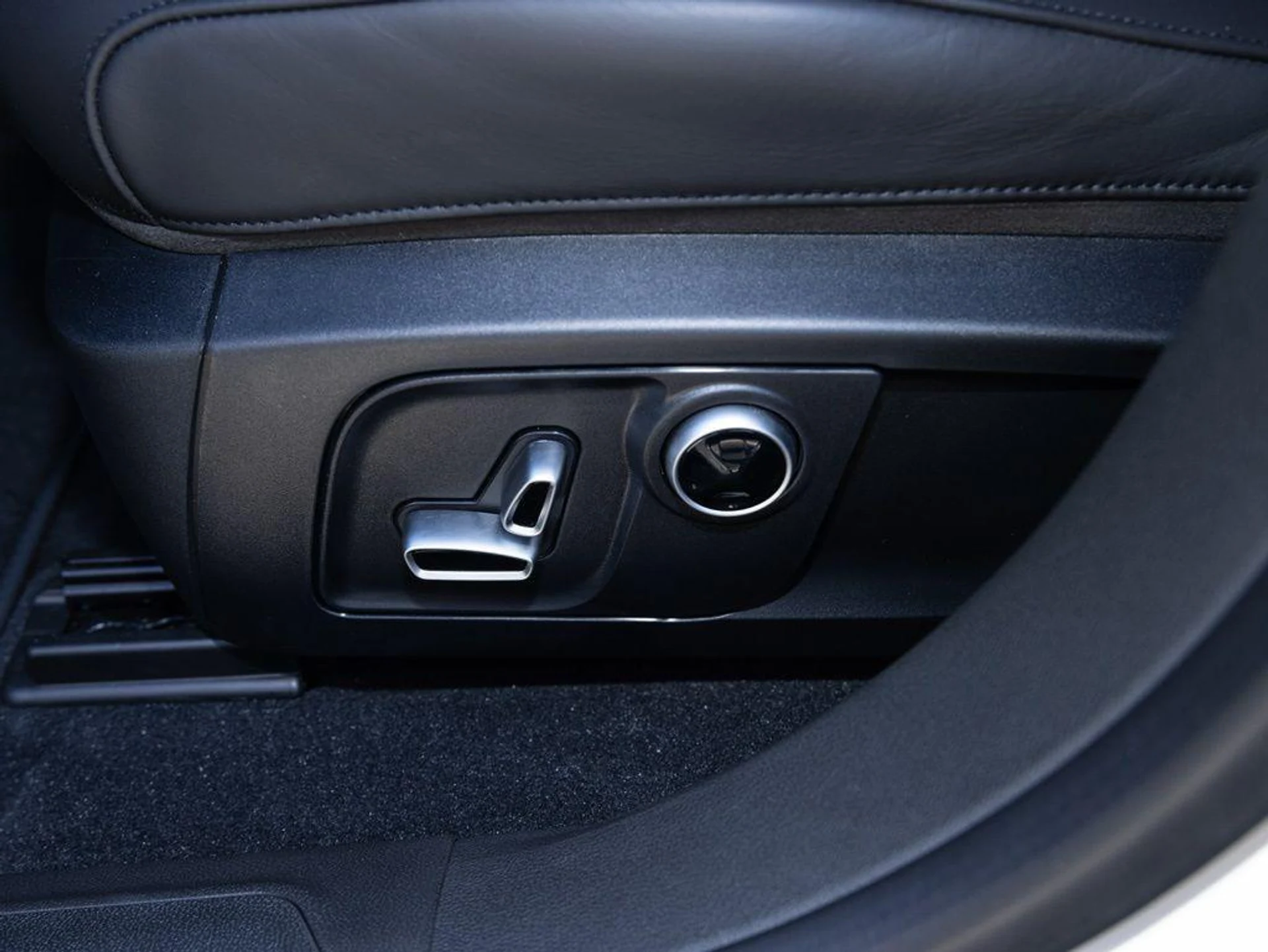 mph016_86206182_481733642_698759a3c664477535e84182_5e1c1c2722