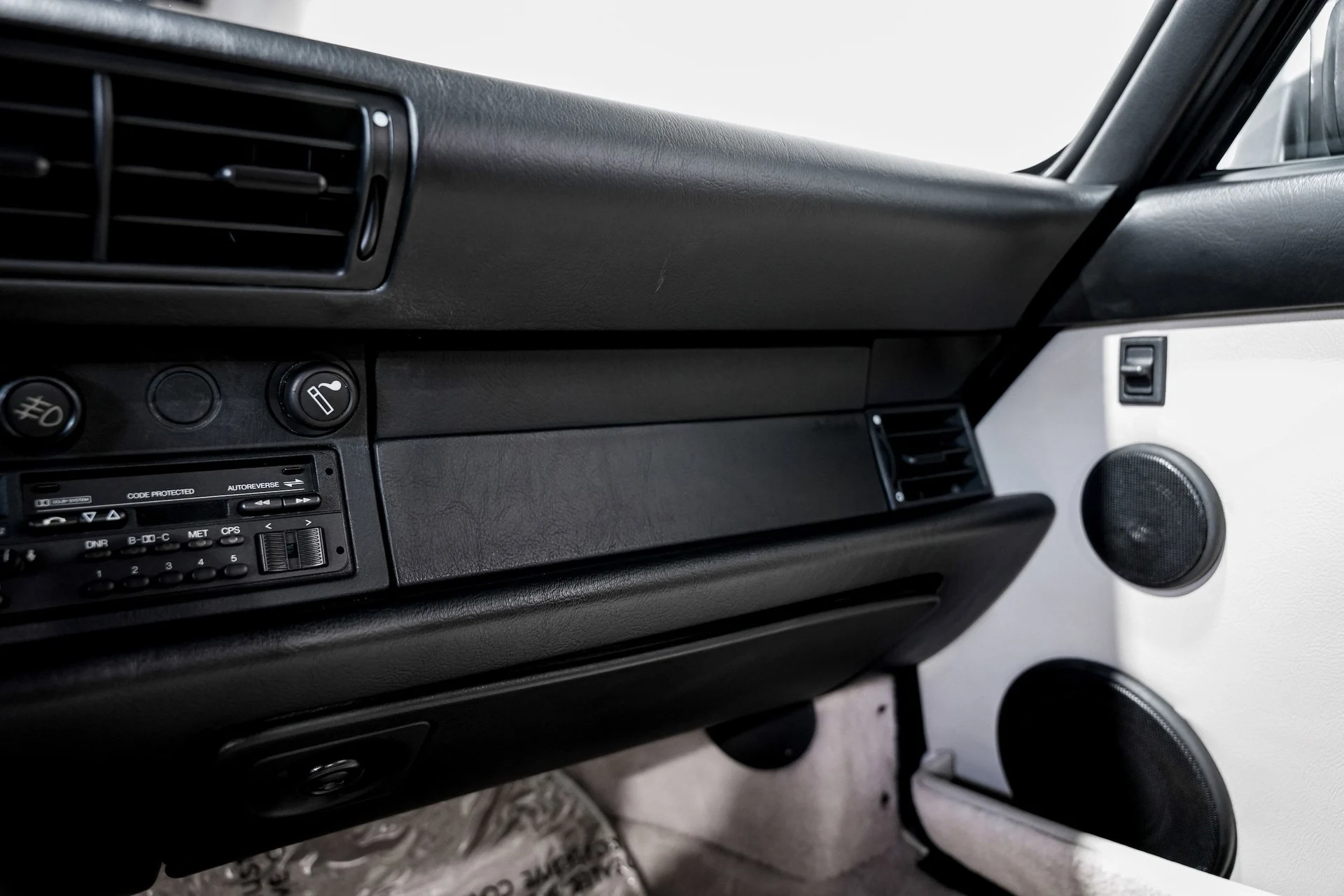 mph016_862179739_e5eb715594af8ba10639b11136bb9416x_96042491a9