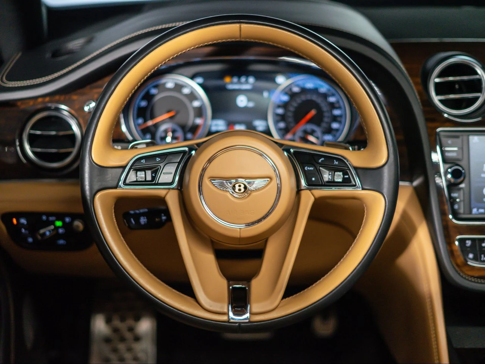 mph016_862989357_adc1dda4b67458b75c93b6c51106ec2b_eff23f1dd1