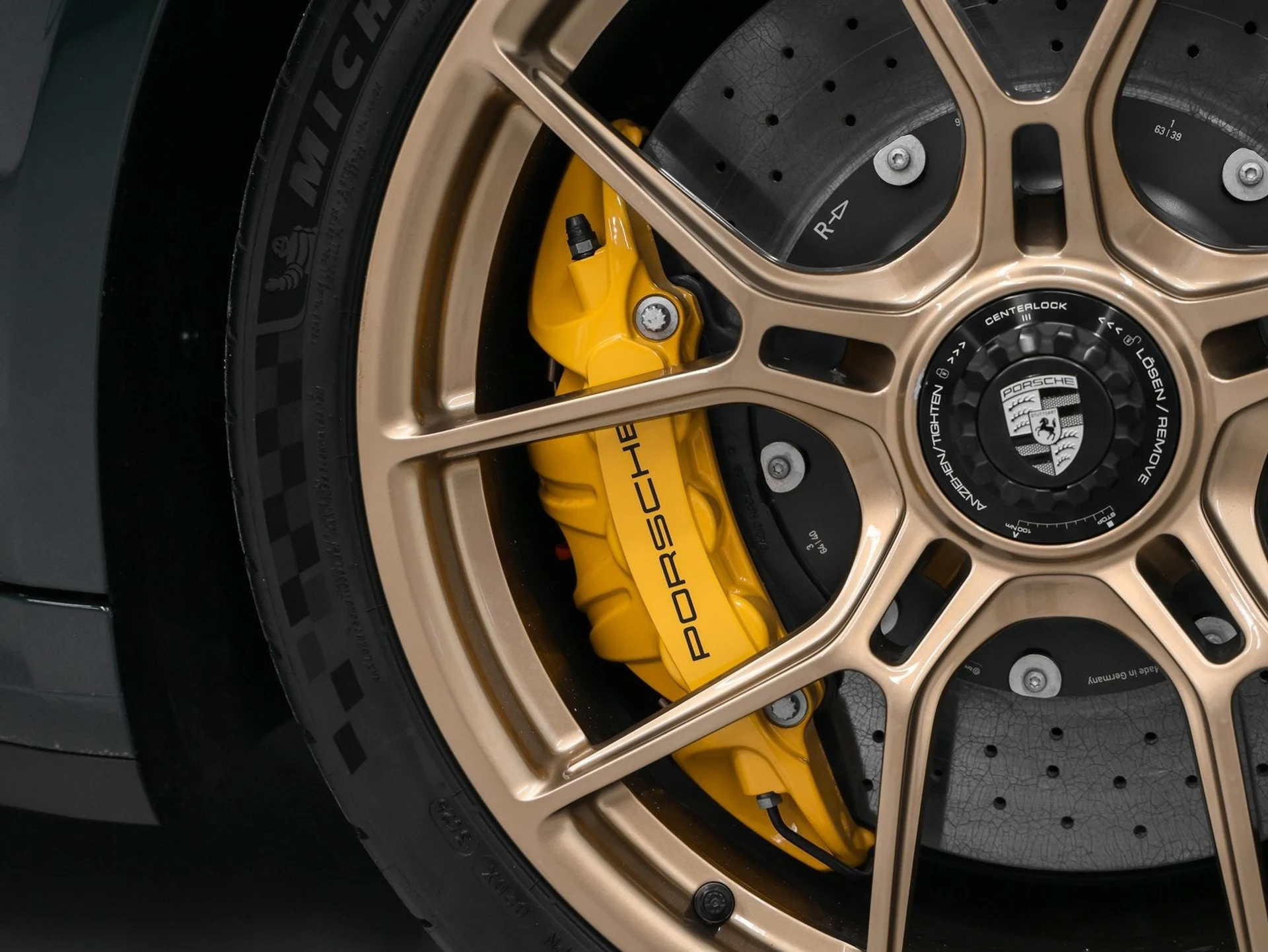 mph016_864591052_17_9c5353cdf4