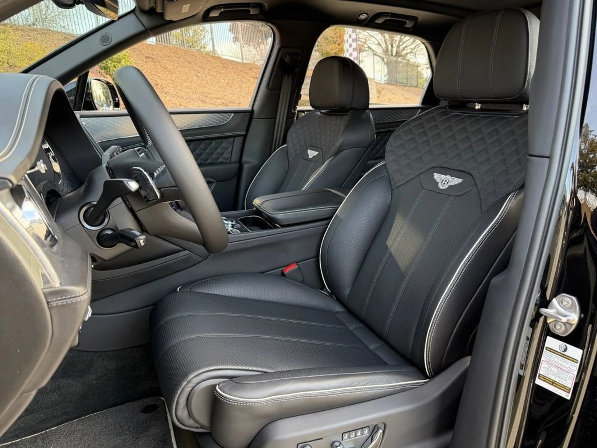 mph016_86471057_e5a674fc8905452e9346a458e19a0d2b_2fd434764d