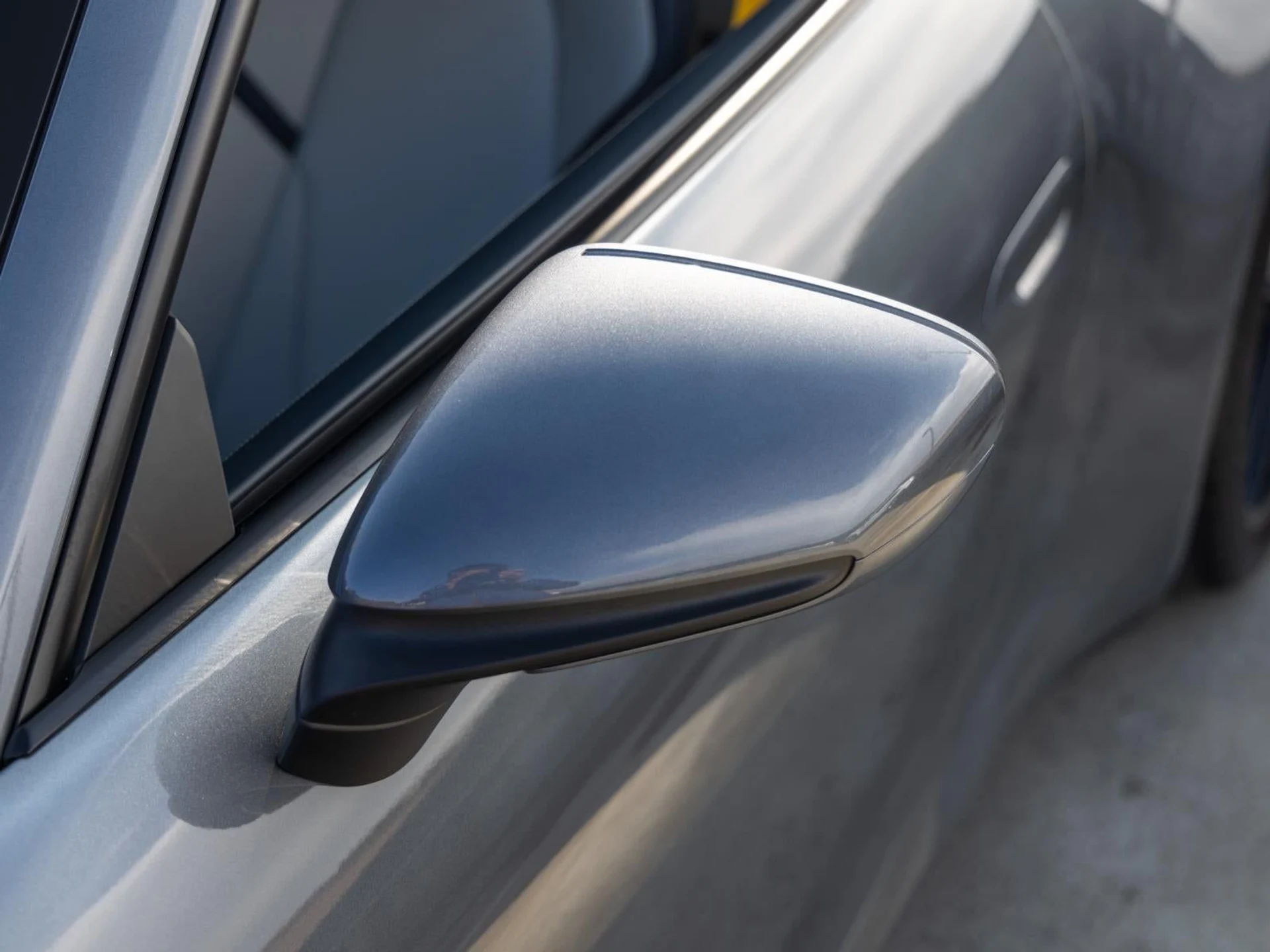 mph016_866912620_17_75794eb8f3