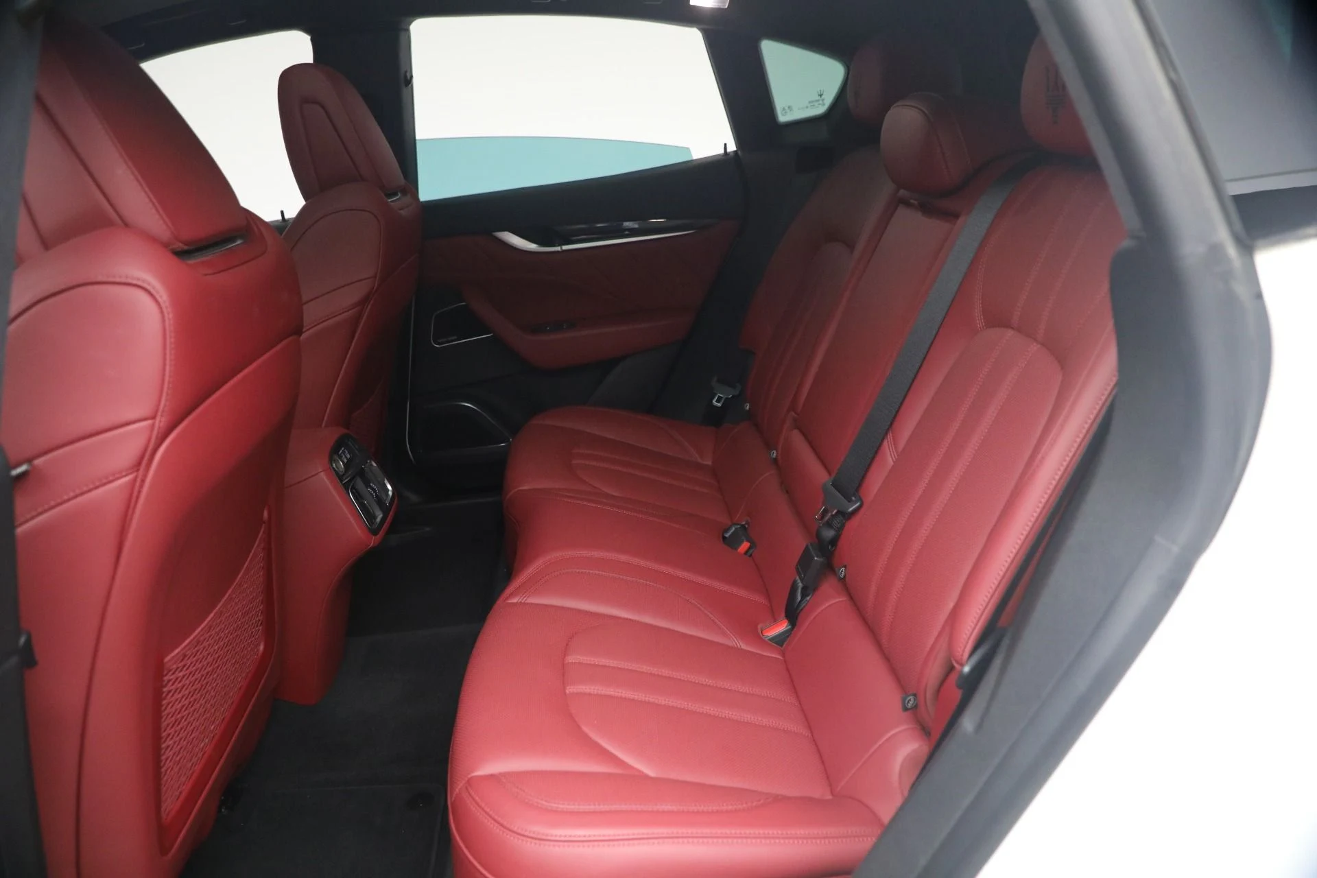 mph016_869982812_Used_2023_Maserati_Levante_GT_1781292715_14544ae0bd