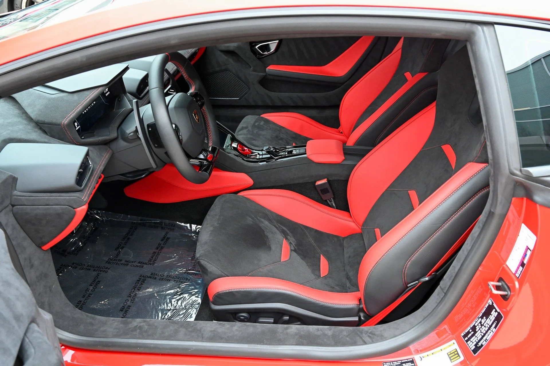 mph016_872959285_00ec8ad040654deaa483fc6f9feb2580_019db6599d