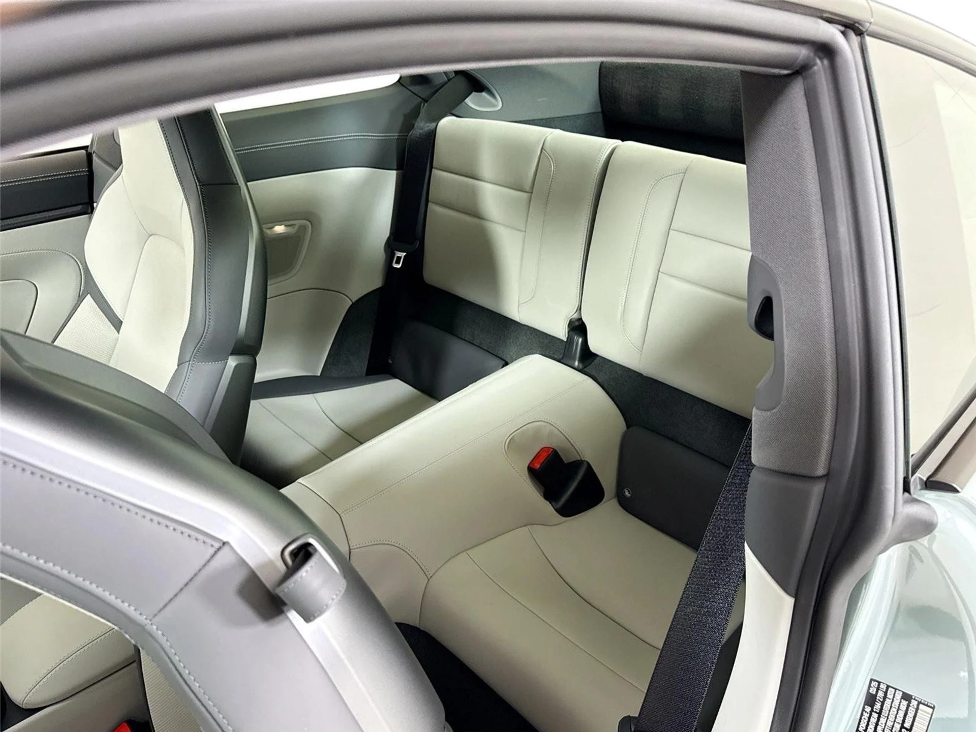 mph016_878462479_c92e237d505ce92ad7f9e9c58b8fcefe_31b7f2a3d5