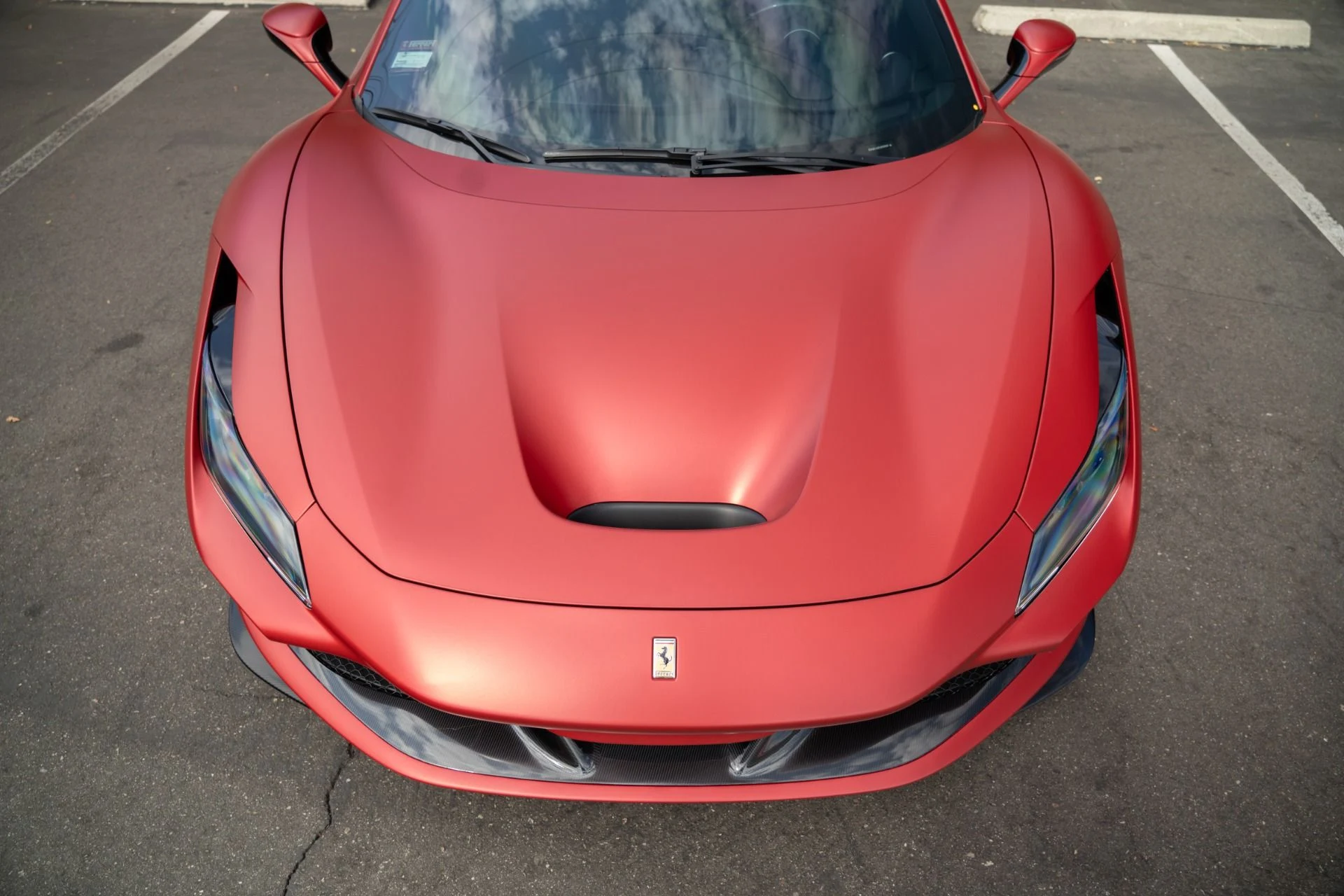 mph016_879210290_Used_2020_Ferrari_F8_Tributo_1756838529_8f48686101
