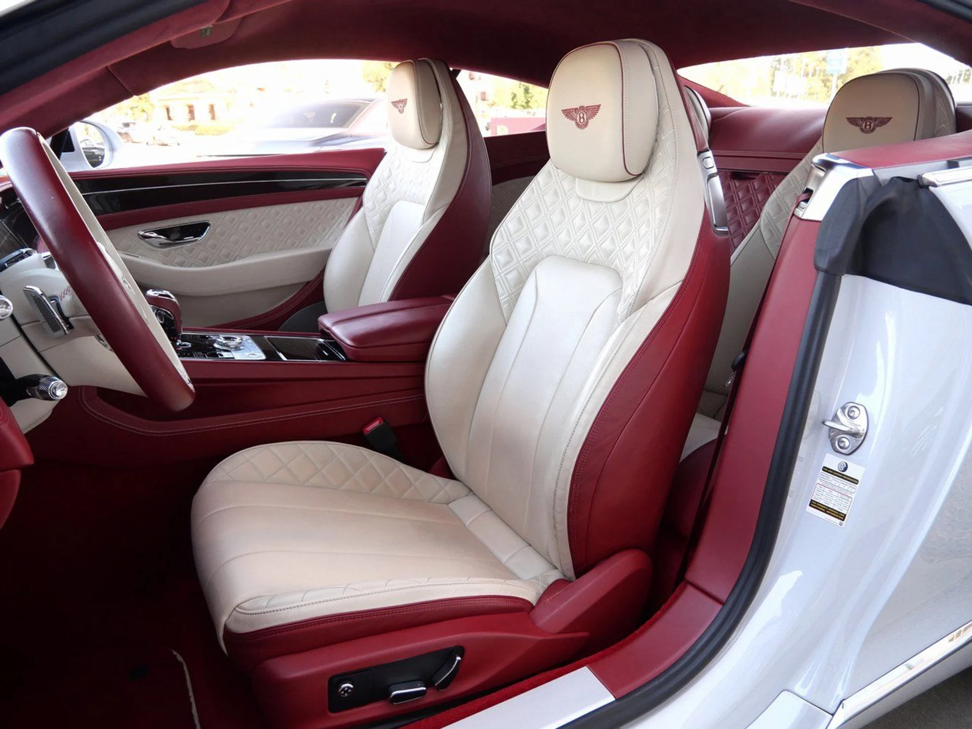 mph016_880407329_d3ab5667091a52df85f2d9e61d95f271x_b7ac75a5b1