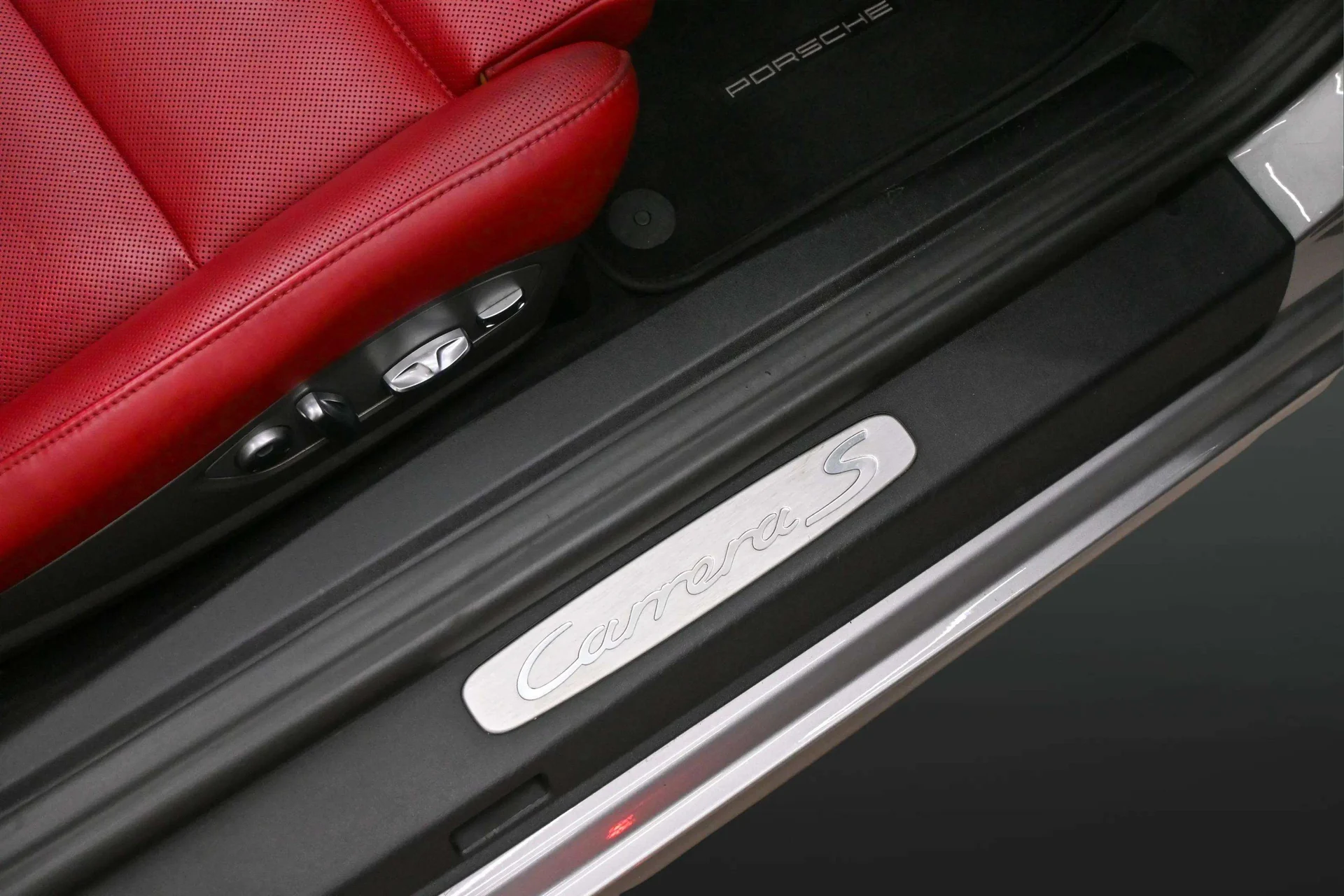 mph016_881891391_d6e646f7_c6ec_4ca3_9465_ba452383c381_4a0351a4b7