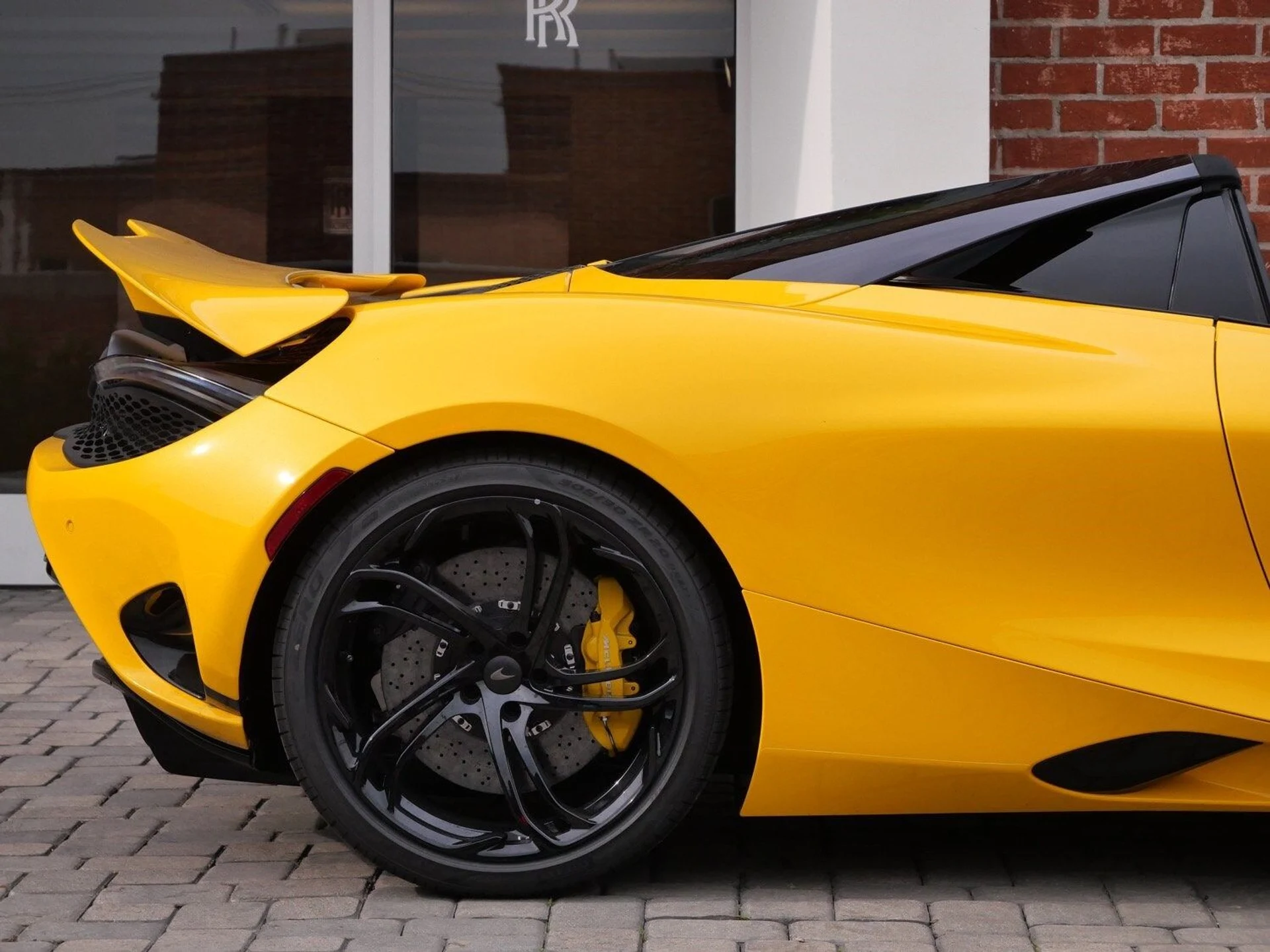 mph016_882146075_a944231ffe80b9835bbec67779379e69x_95b1ca4c58