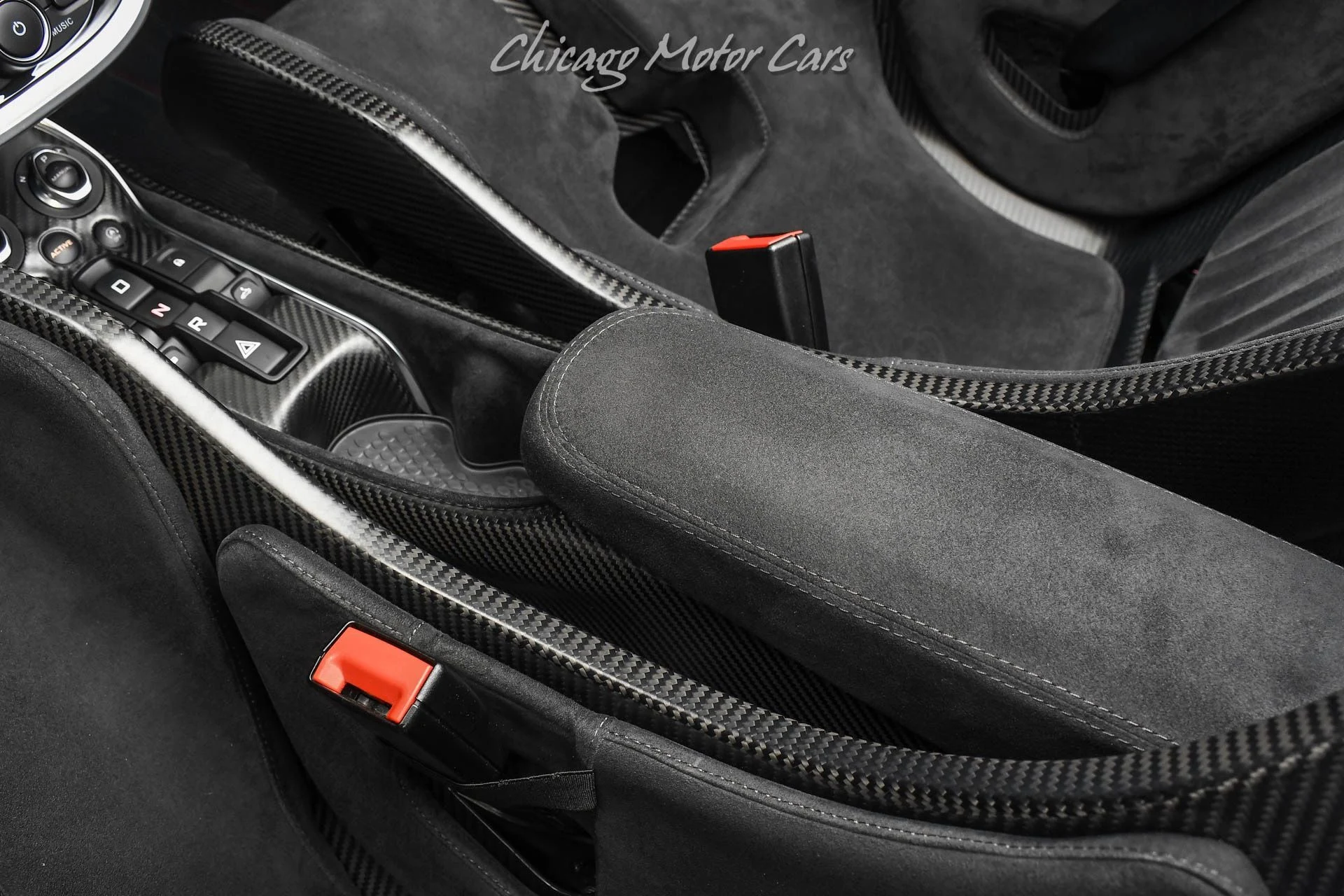 mph016_883737167_10028_p17_l_9594ce9357