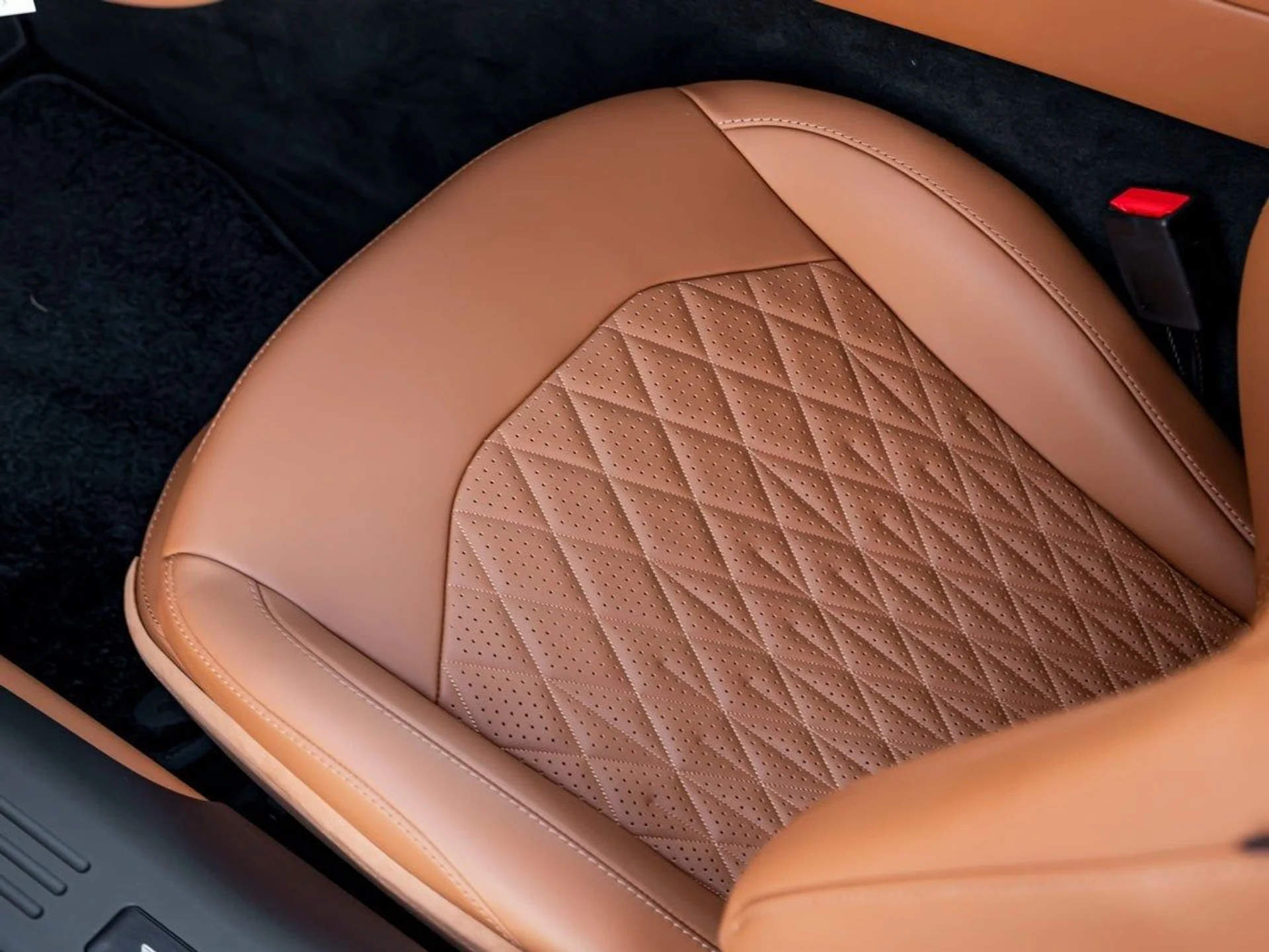 mph016_884056373_17_e8f5d61dfb