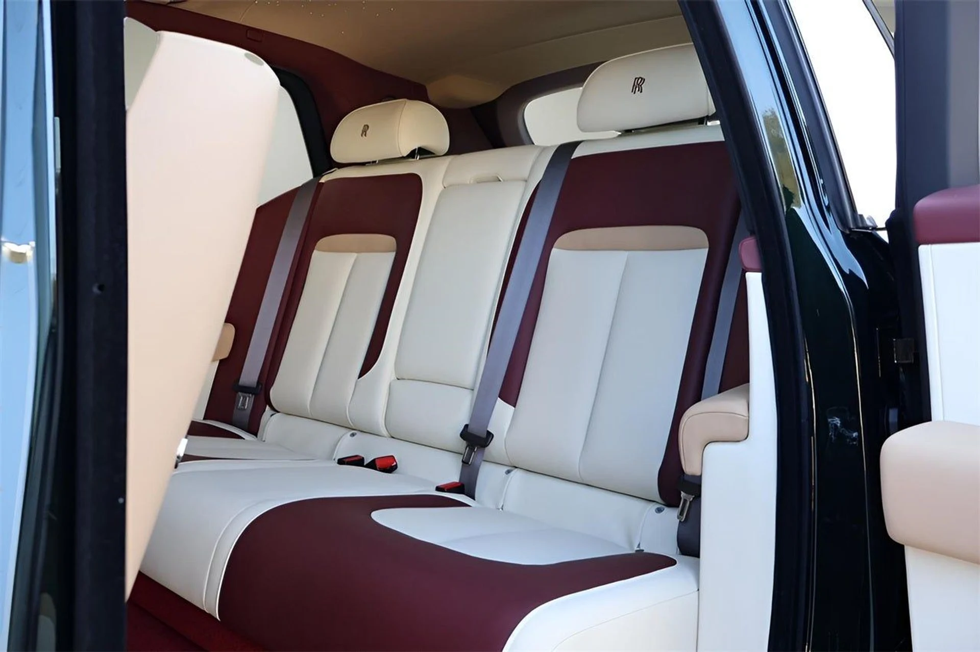 mph016_893210439_17_04e3fd4069