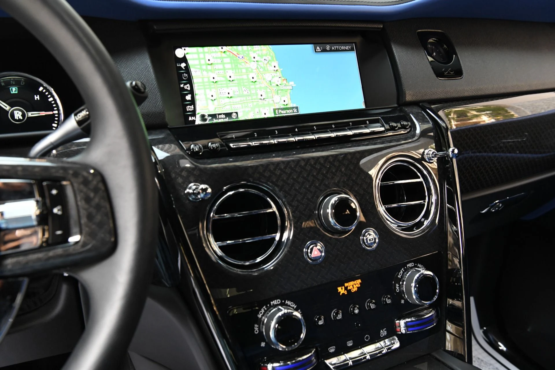 mph016_894101805_11928_p18_l_ab0ad4d58a