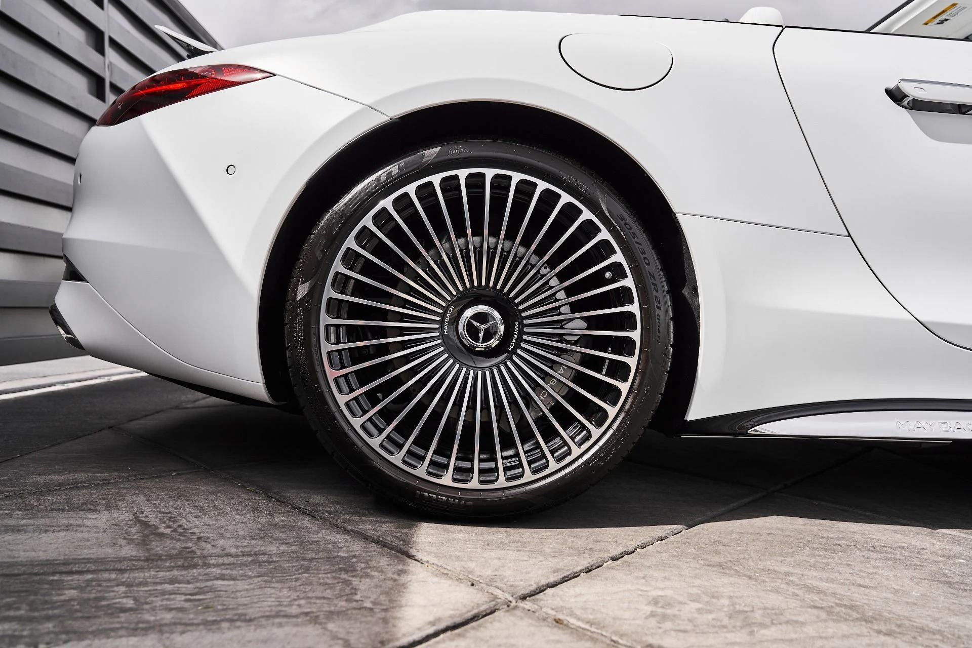 mph016_895084583_Used_2026_Mercedes_Benz_SL_Class_Maybach_SL_680_1777159919_f8cc39d50d