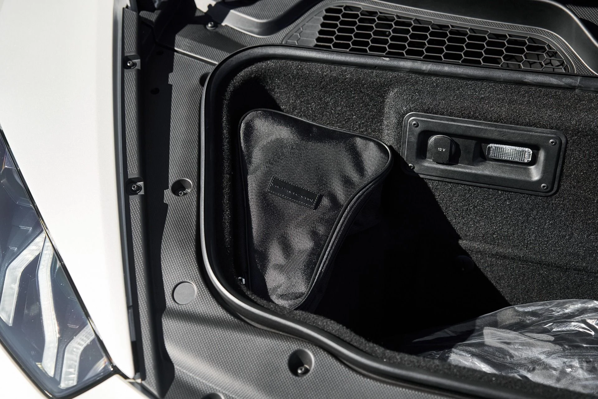 mph016_899012421_Used_2022_Lamborghini_Huracan_EVO_Base_1761947346_d496bc7850