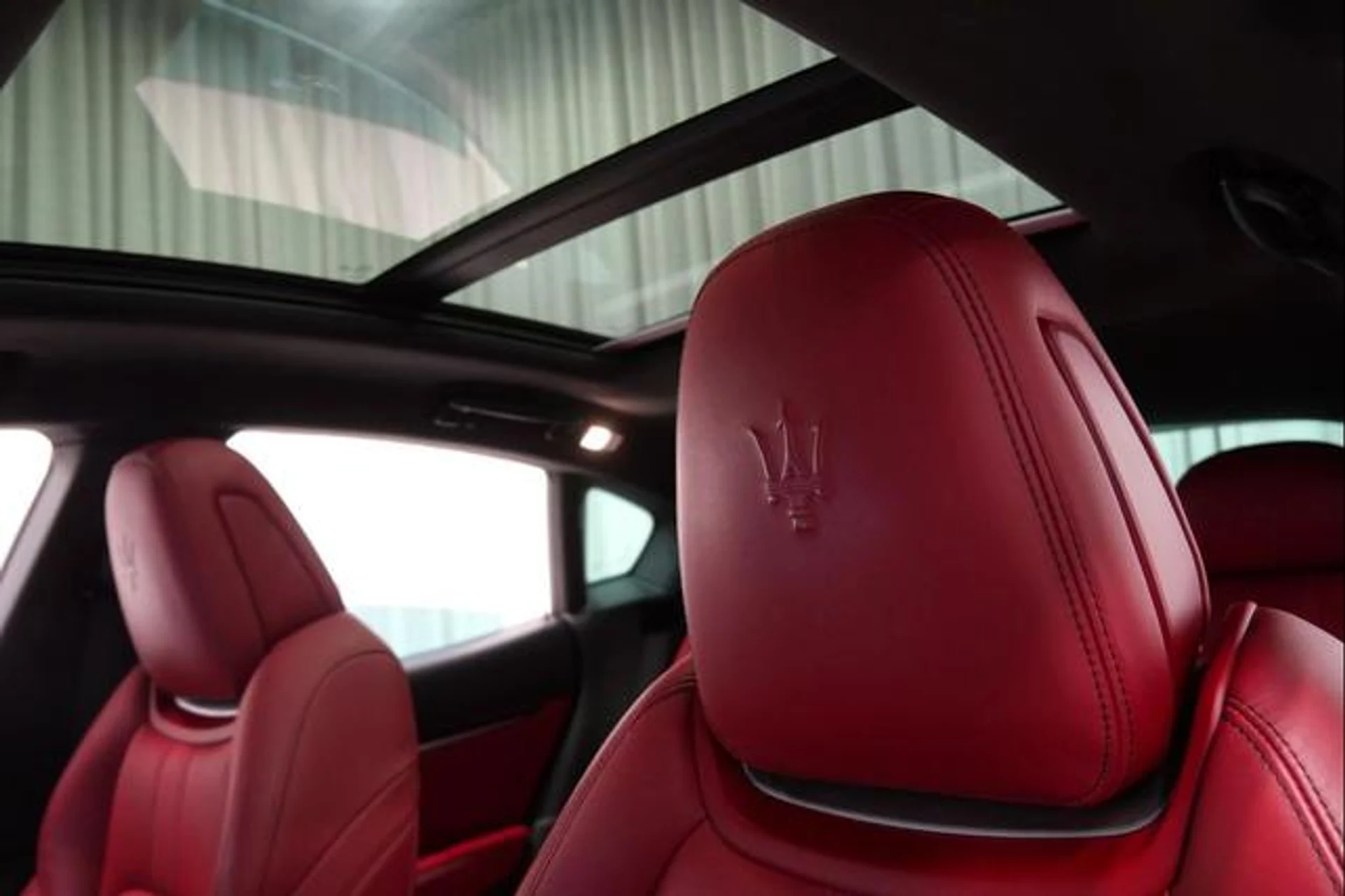 mph016_90301974_Xd_V7_RH_Gk_S_Sl_Da_Ndv_Qqj_1_K_p_Bm_Y_b8809763b6