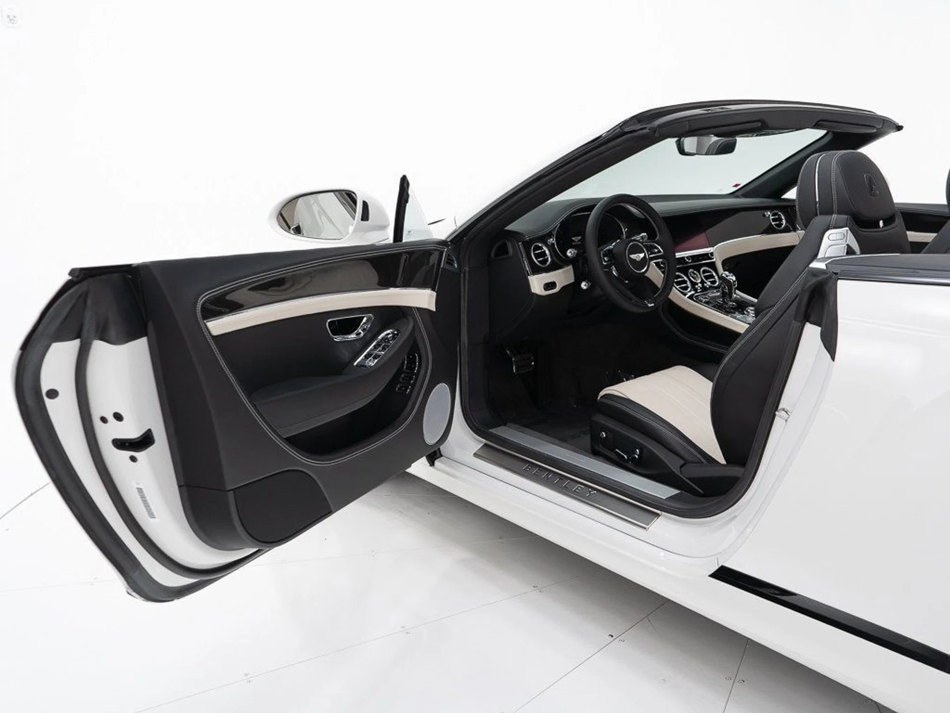 mph016_907503172_9a2c4cc7918134c9d745489ae85eb740_edc559bea7