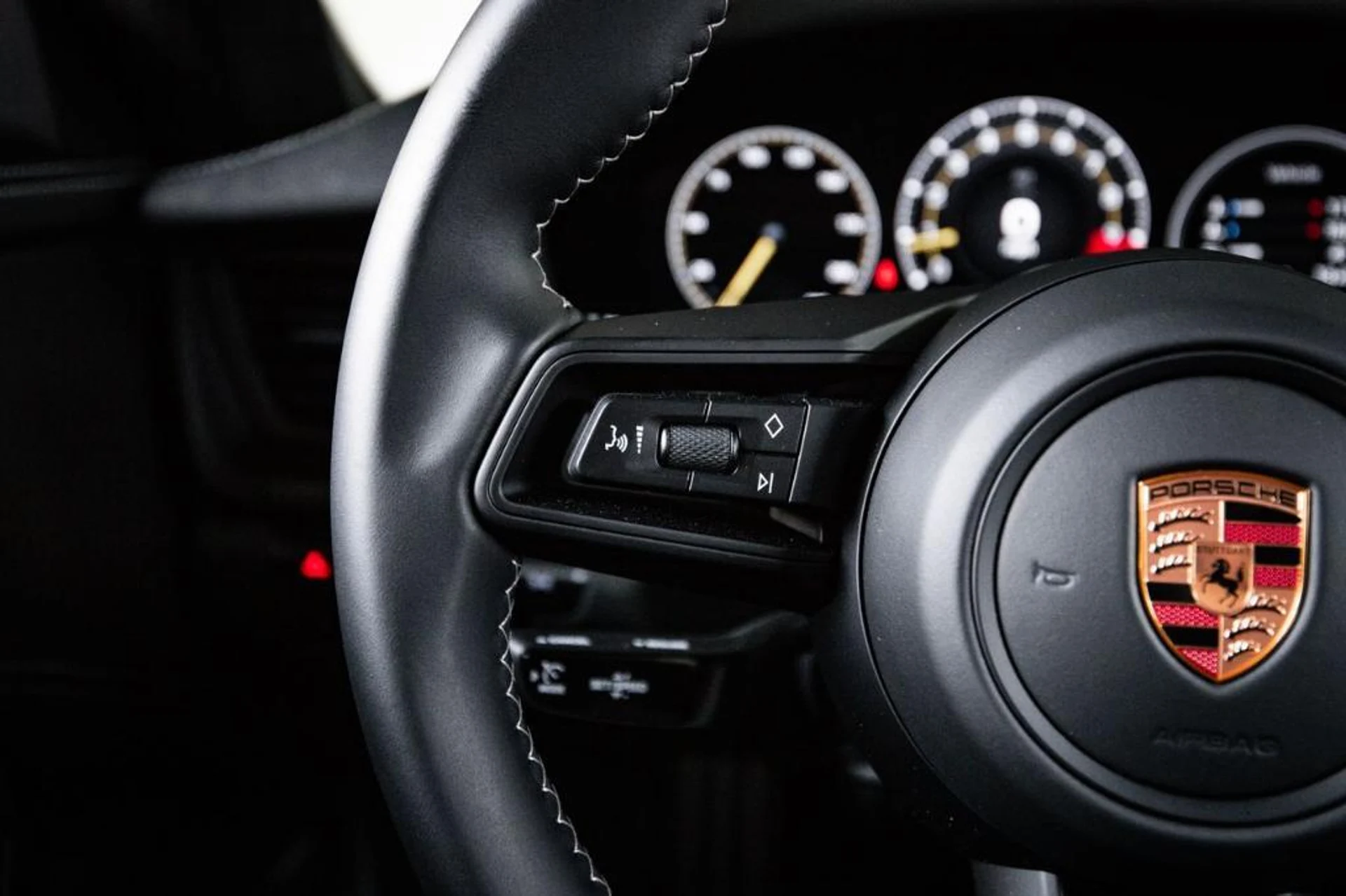 mph016_908622154_v_O2_Lynh_Xwx_Pwf_Zxmk_N_Si_DU_4_8_G0_0dd29cd86e