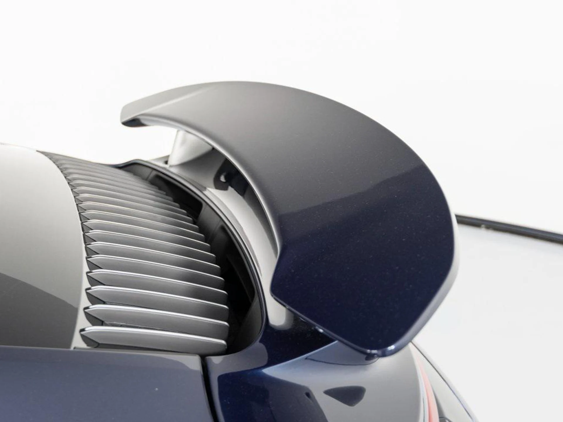 mph016_915504374_t9_FD_0_Kc50fnfhn_HBU_7_D_Dg_Zs_Q85w_a3574f3099