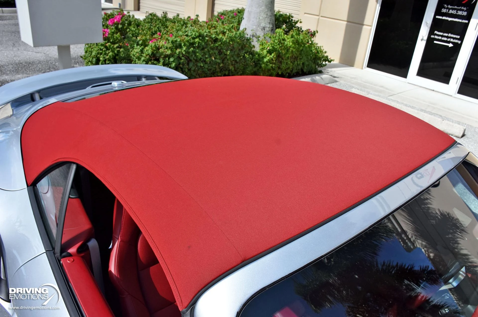 mph016_916988839_866_p17_l_9c20460874