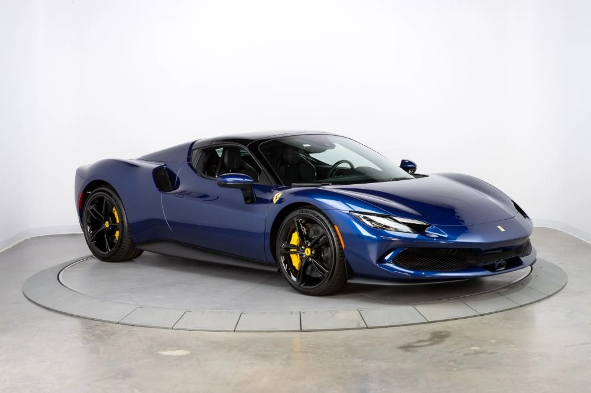 mph016_919912990_Used_2023_Ferrari_296_GTS_537d15eb1c