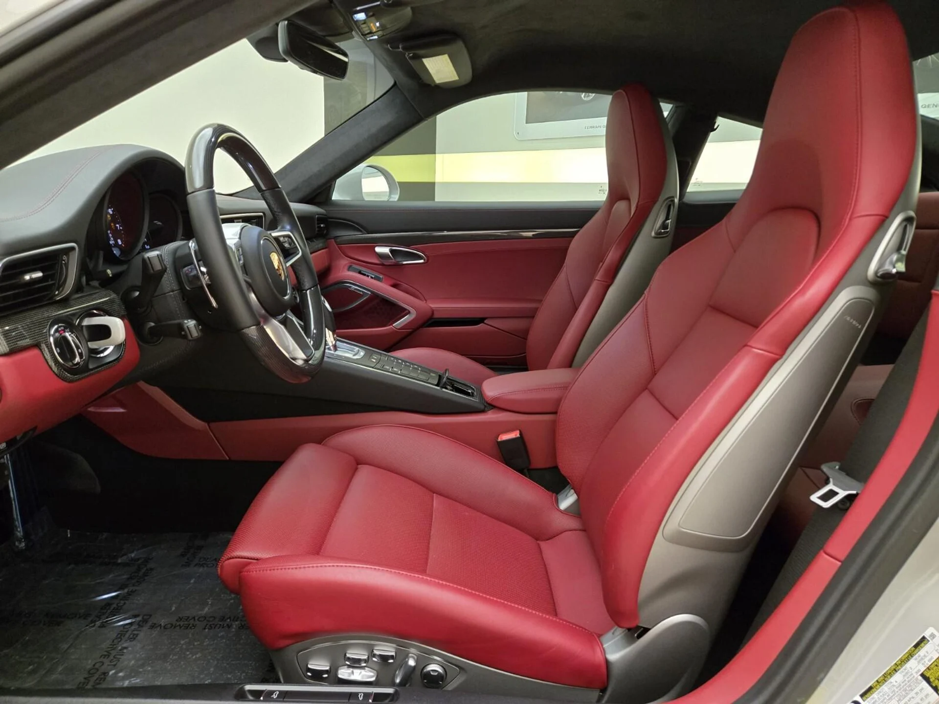 mph016_920185829_Used_2019_Porsche_911_1763542622_76da382c29