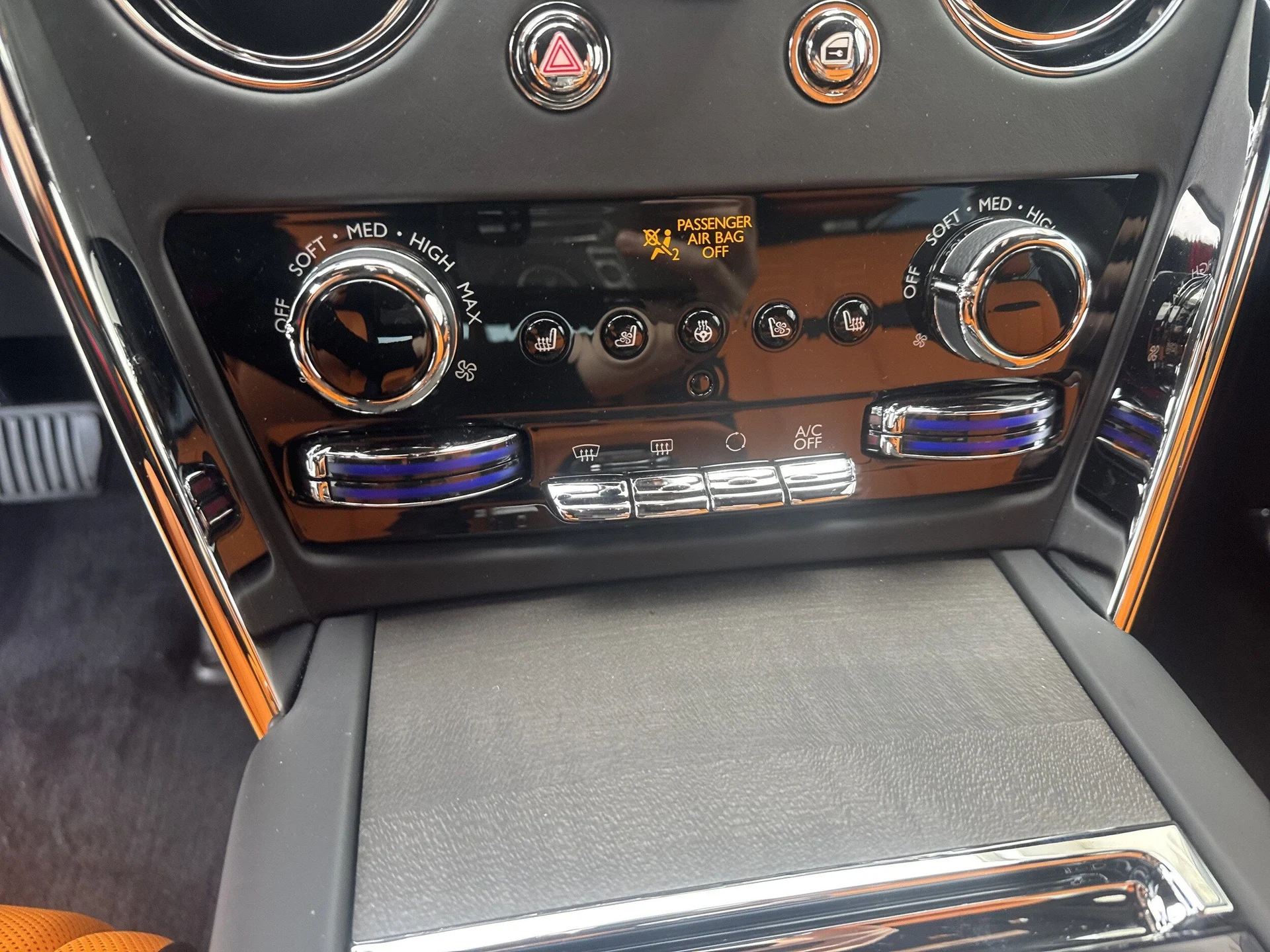 mph016_920325262_71a5c8b291999afab9703376faea6d97x_fe680a2193