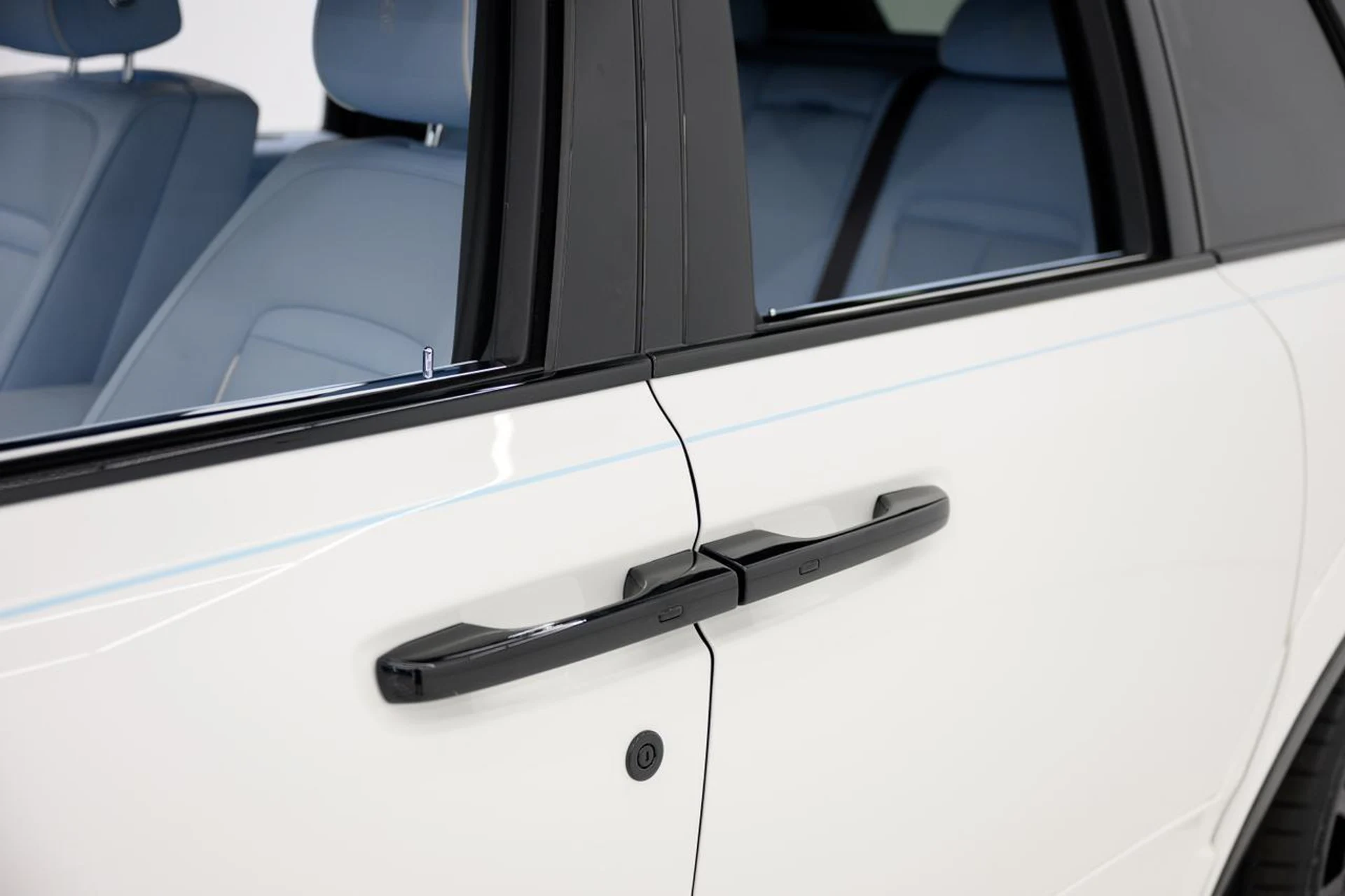 mph016_931269371_3ca5824324c20bbf54e22600b8f69a3e_7788b4288a