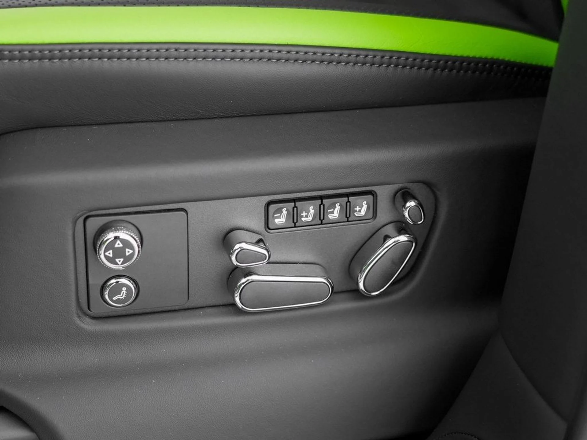mph016_932878912_d34566a78a20621582925dd363d0b0aex_47d6ac9625