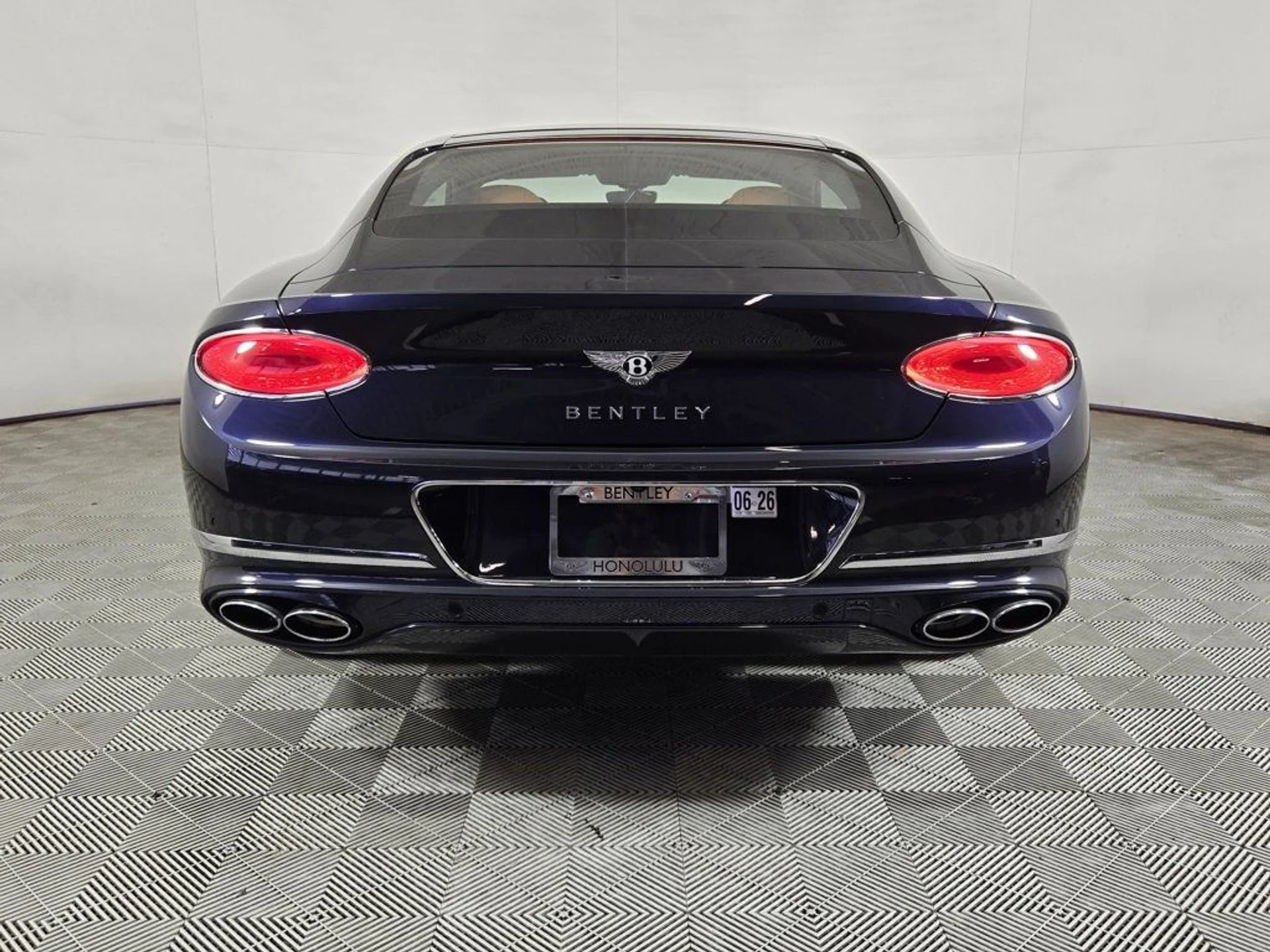 mph016_932982777_e01d2adb8ff04ef5a73e08129239c1f3_c939c39f44