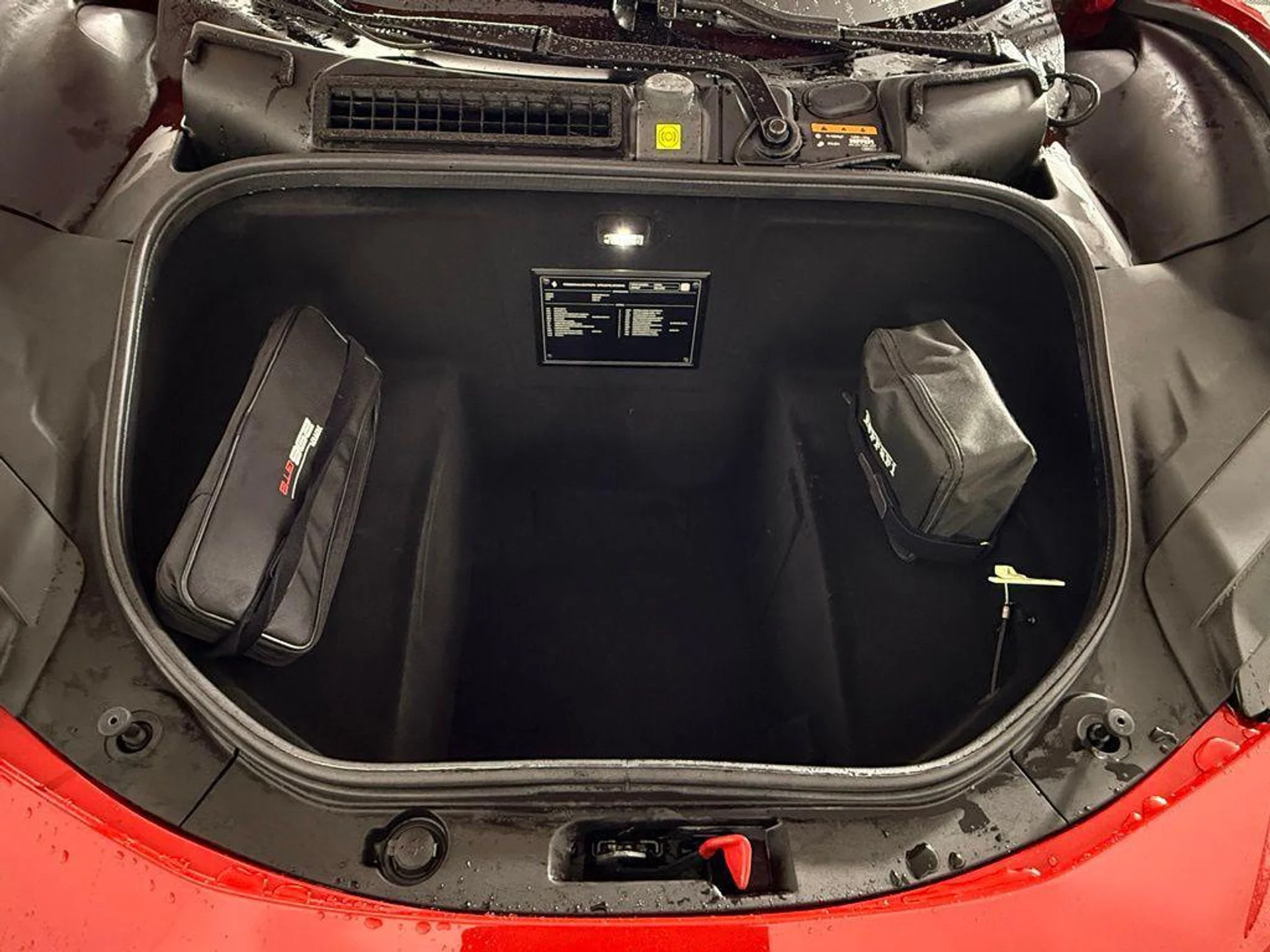 mph016_935622591_t_pu_Ys_SYB_1y_E8_U_Zy_S2xdp2zuj1k_77958a3c52