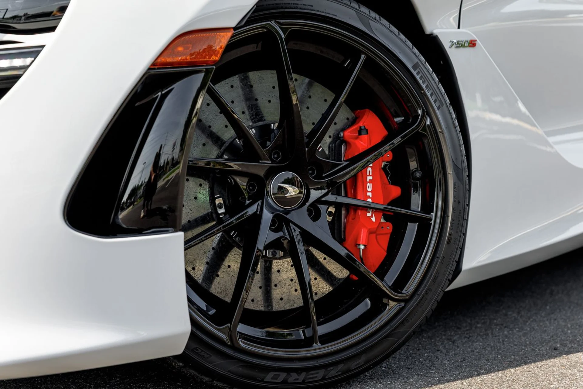 mph016_937406487_450_p17_l_bf37a3b721