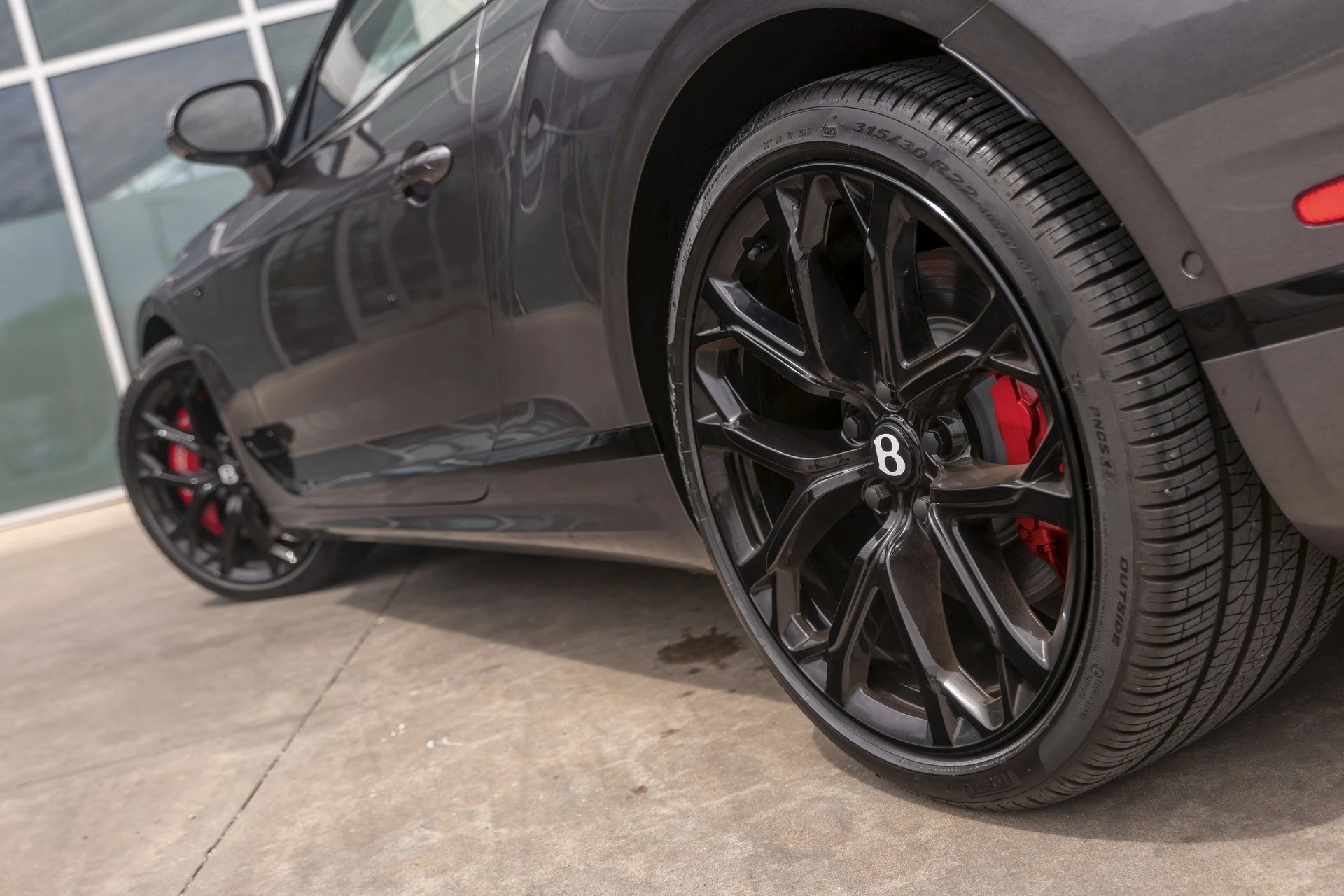 mph016_939567931_Hi_Tech_Luxury_Imports_LLC_SCBDG_4_ZGXRC_016161_image_16_4ea8e48e4f