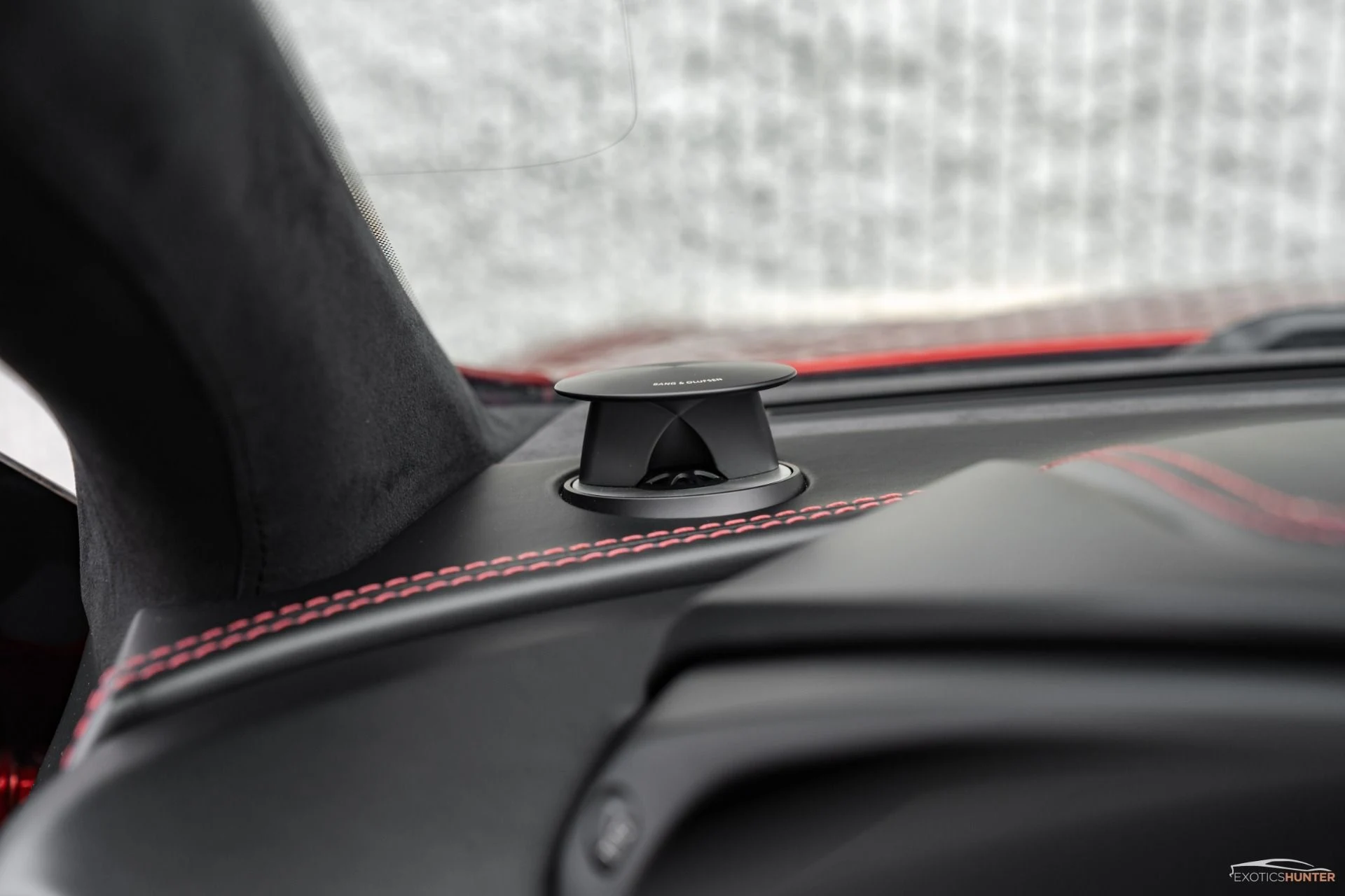 mph016_94283880_Used_2015_Aston_Martin_Vanquish_Remarkable_325_K_MSRP_Special_AML_Color_Diavolo_Red_Carbon_Everything_1771284972_2e104aeaa6