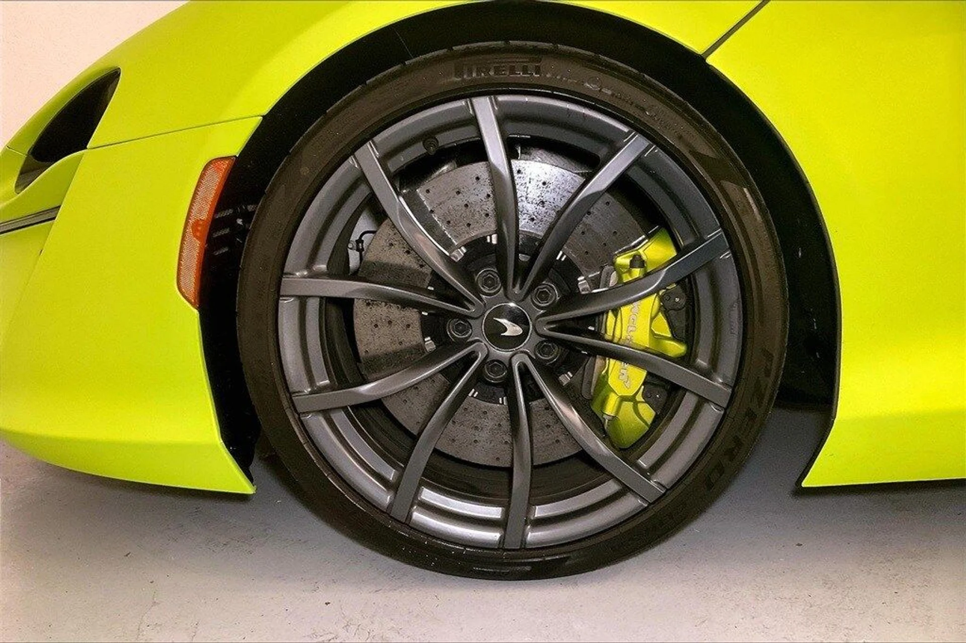 mph016_946185525_b67c05a793d21c0eb6e7ccf5f78f8a01x_9b44ffc11d