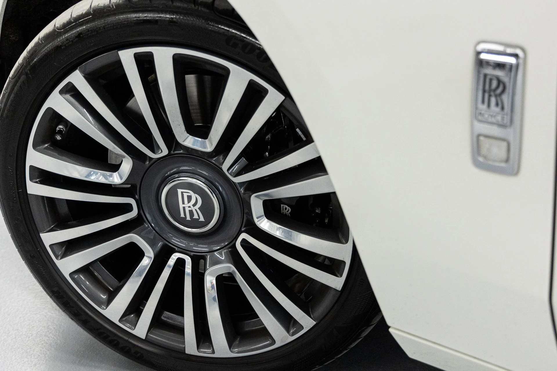 mph016_946984208_e498e641e69334ba786b2ddea934db5cx_0603f96a59