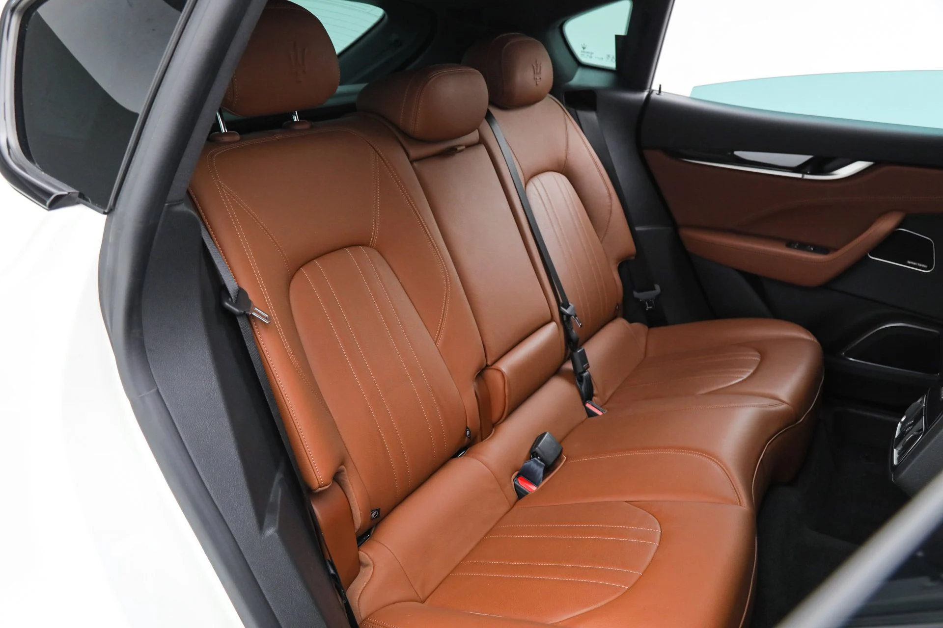 mph016_94866765_2820175a127f9c6d25afb69608118383_a1fed9c995